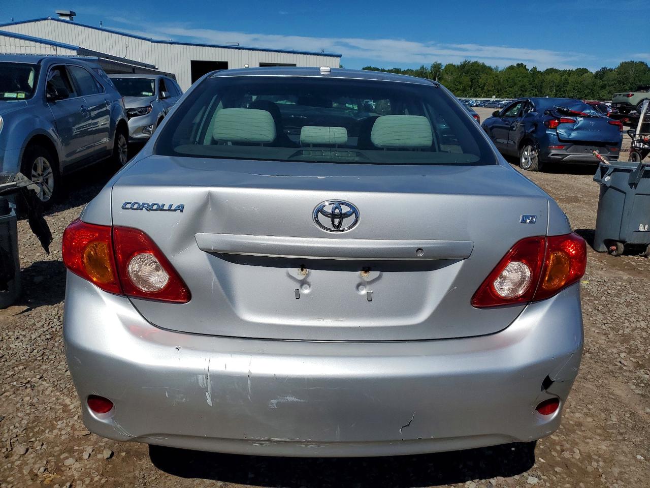2009 Toyota Corolla Le Silver vin: 1NXBU40E59Z140420