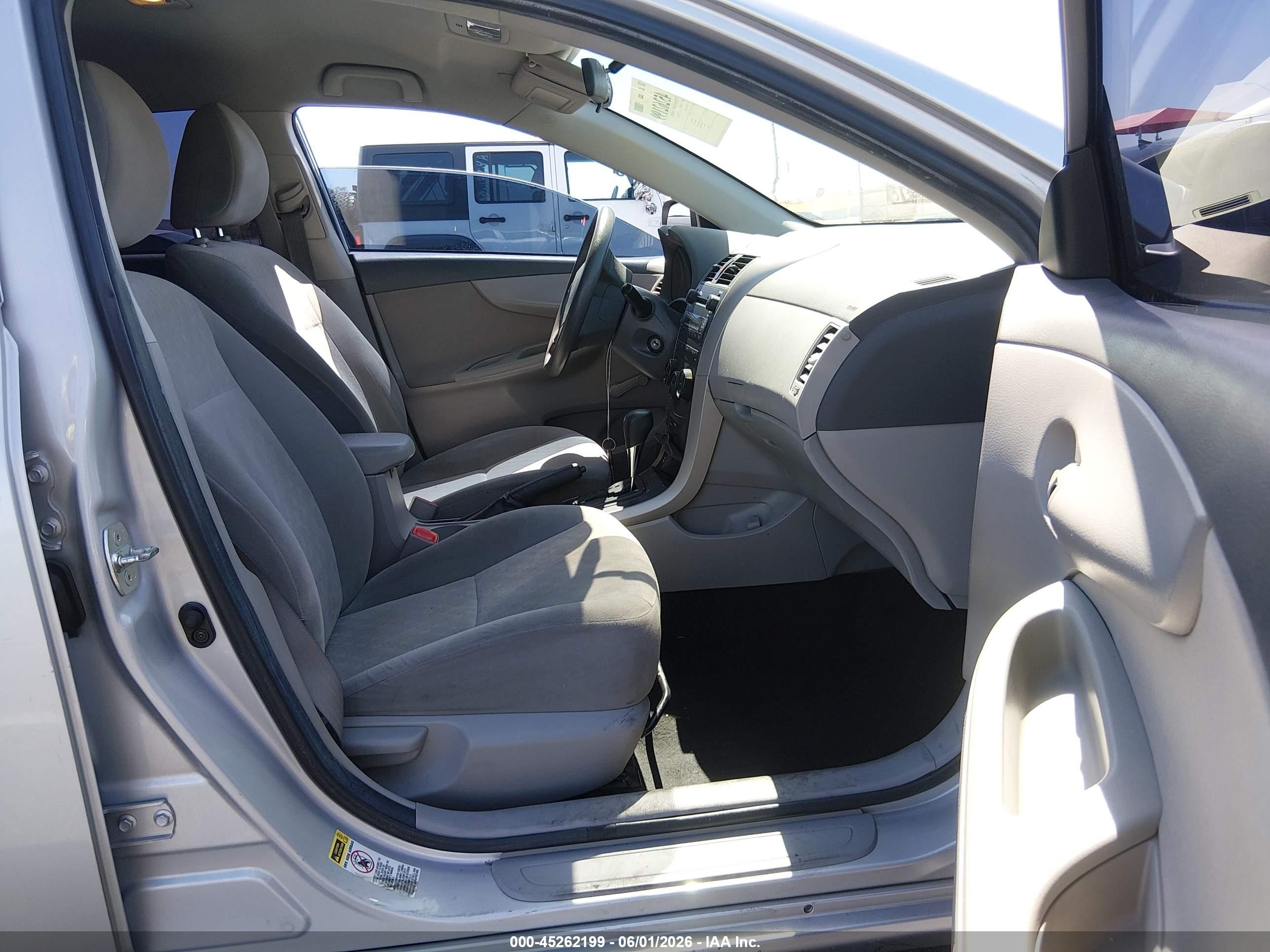 2009 Toyota Corolla   Gray vin: 1NXBU40E59Z143740