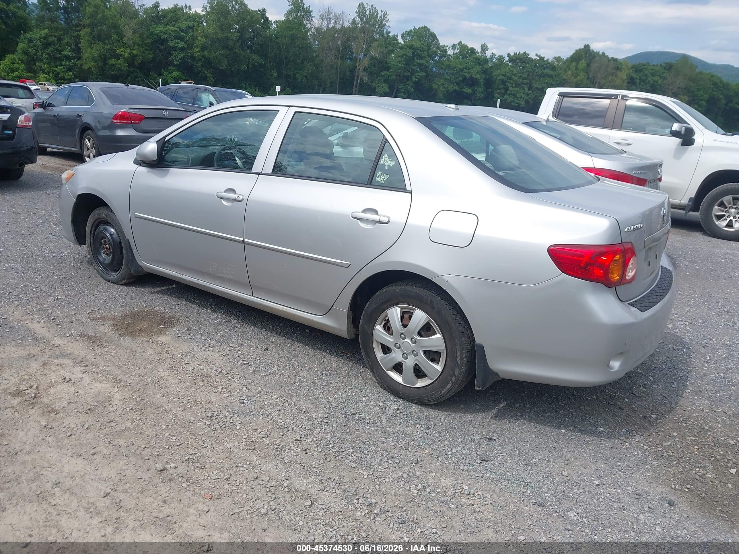 2009 Toyota Corolla Le Silver vin: 1NXBU40E59Z147903