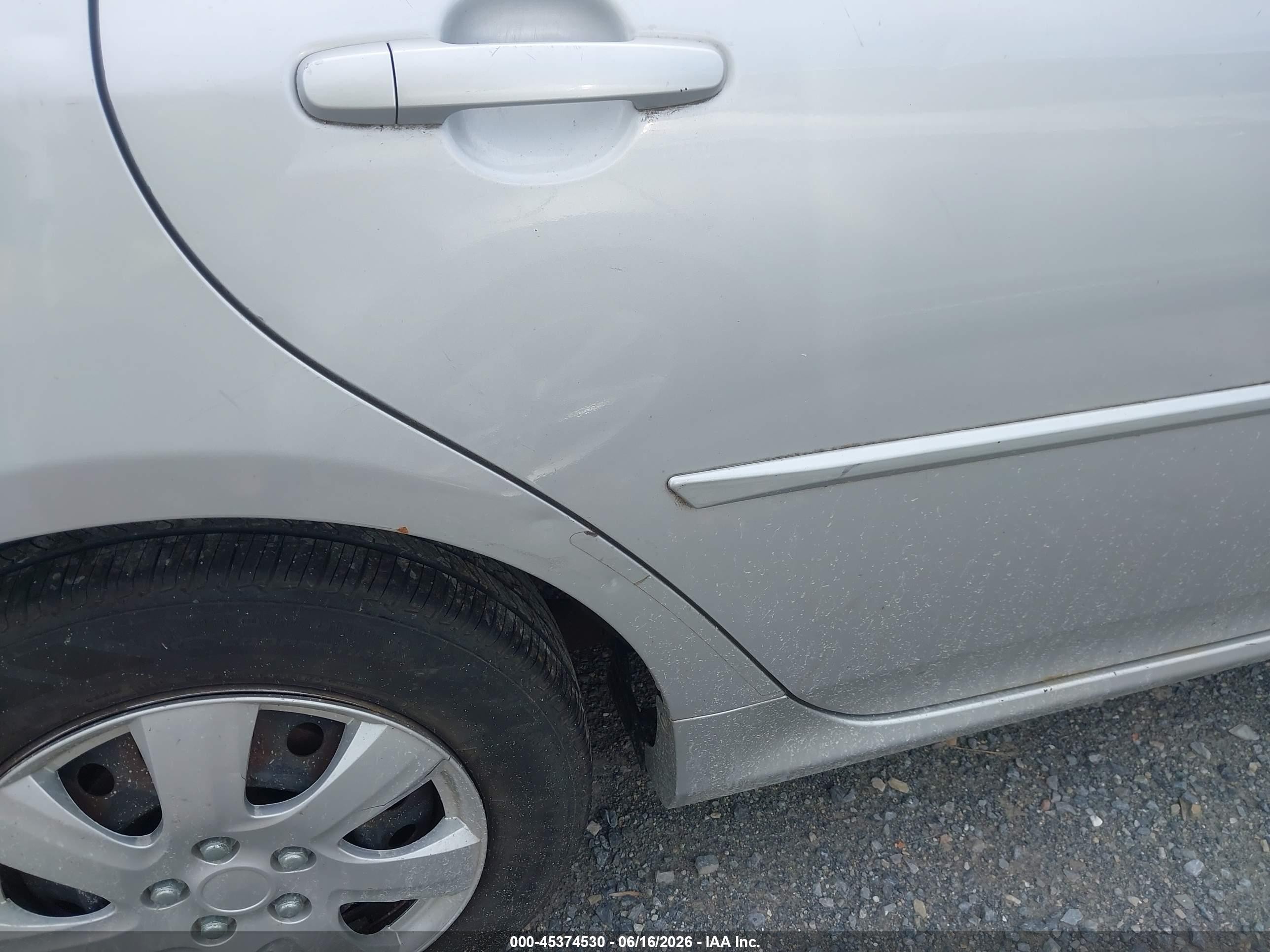 2009 Toyota Corolla Le Silver vin: 1NXBU40E59Z147903