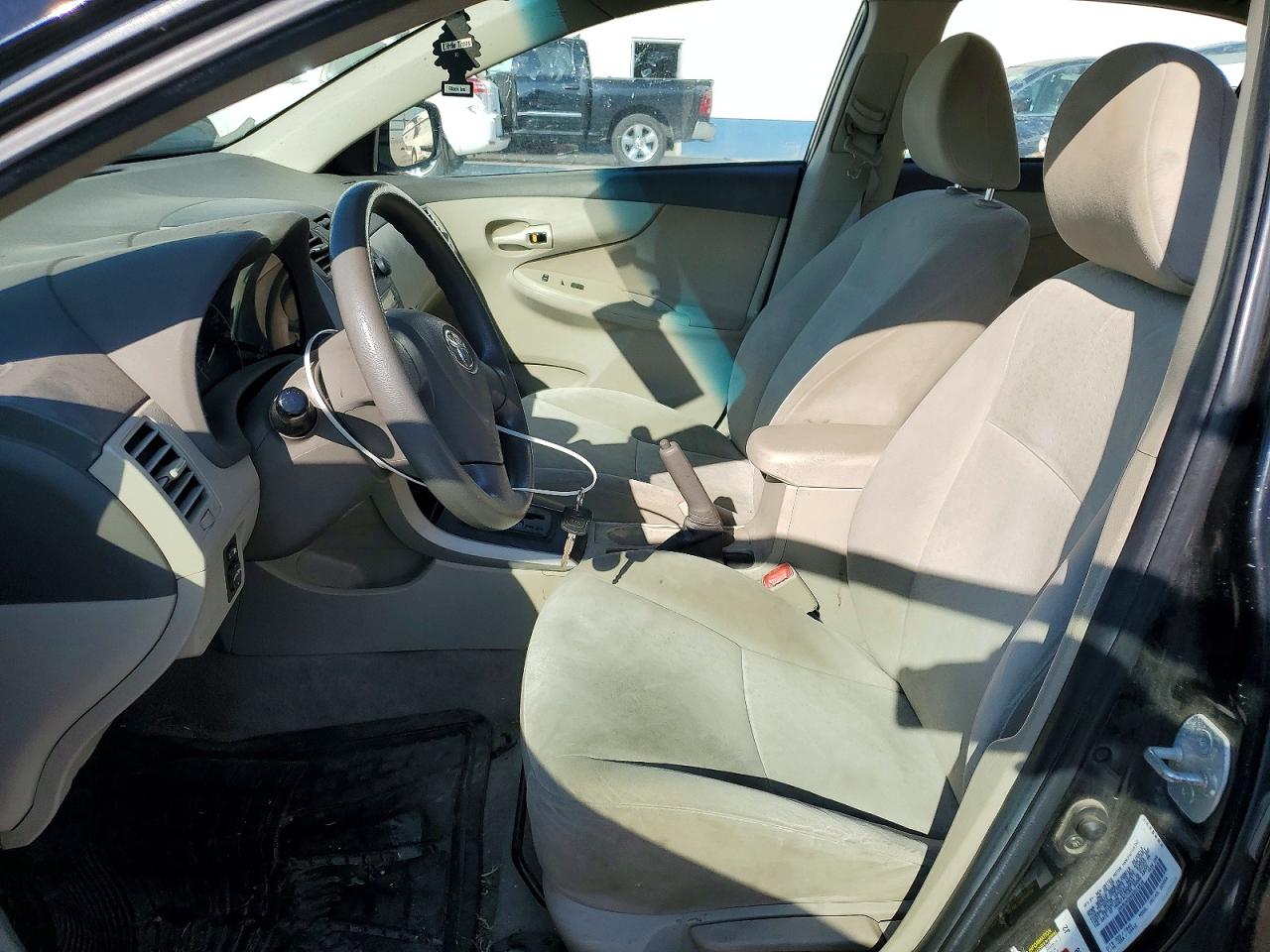 2009 Toyota Corolla Le Black vin: 1NXBU40E69Z014518
