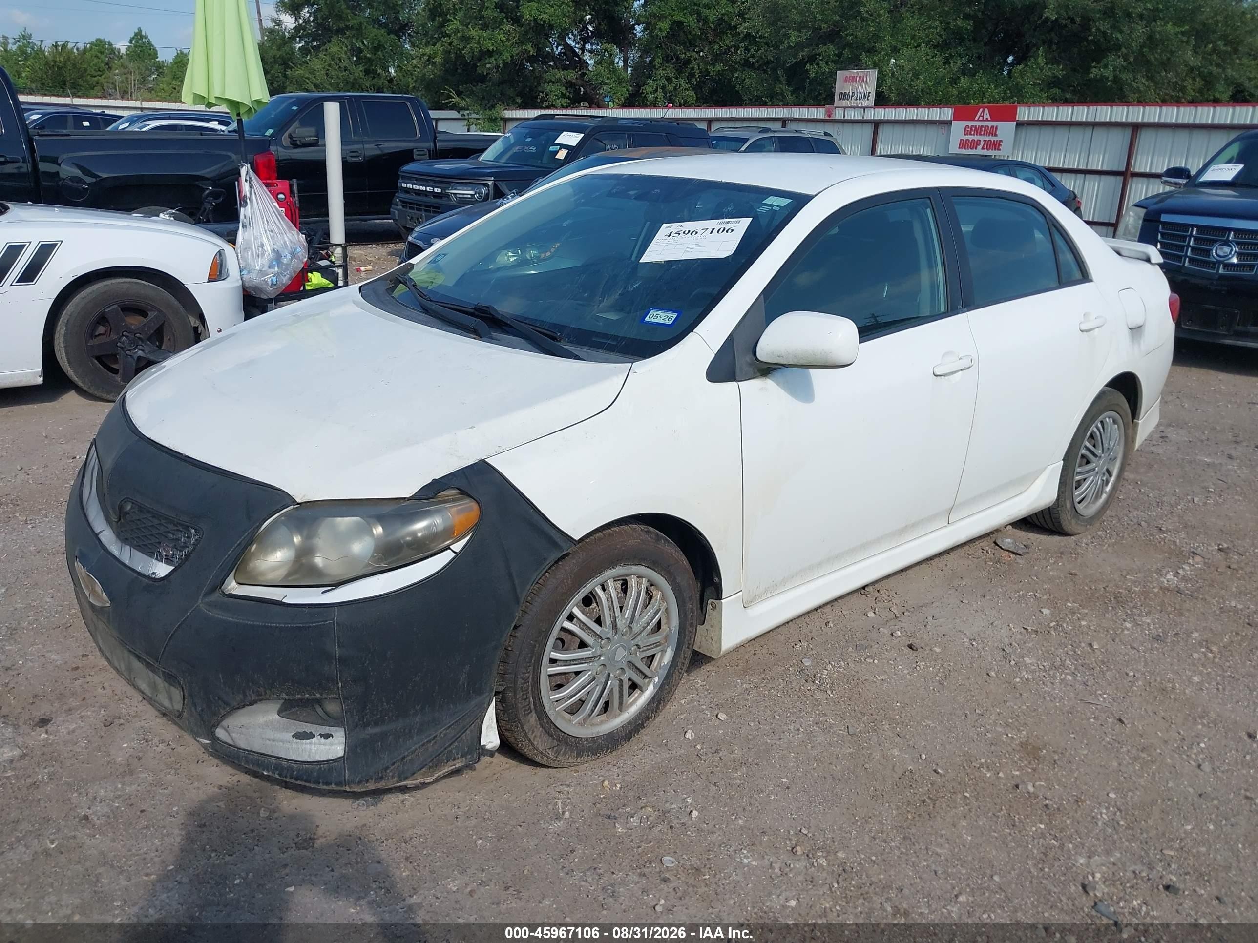 2009 Toyota Corolla S White vin: 1NXBU40E69Z052086