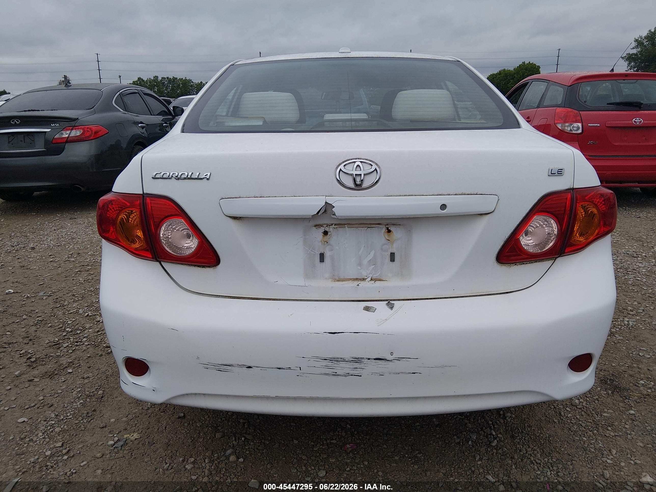 2009 Toyota Corolla Le White vin: 1NXBU40E69Z097111