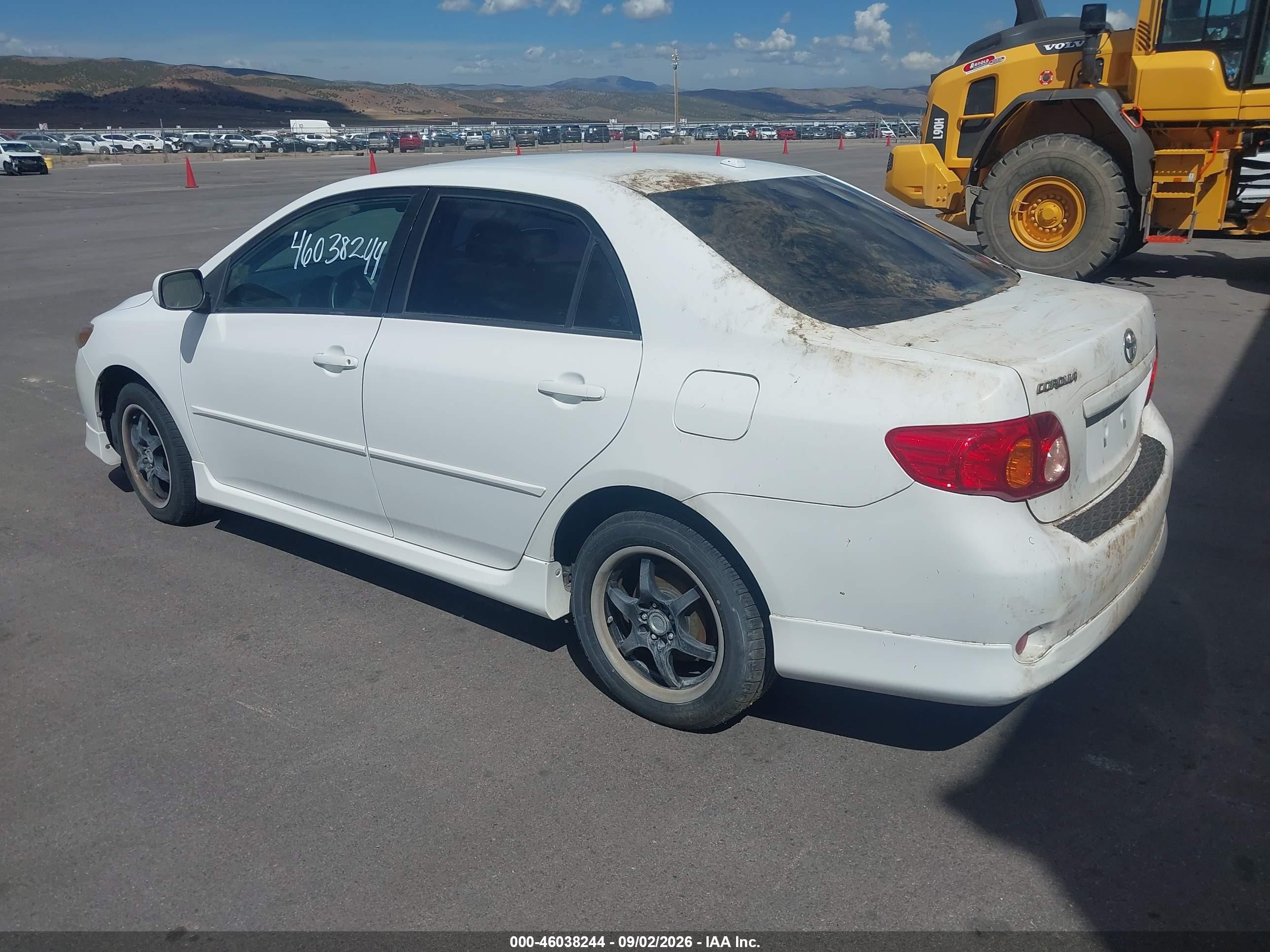 2009 Toyota Corolla S Белый vin: 1NXBU40E69Z100170