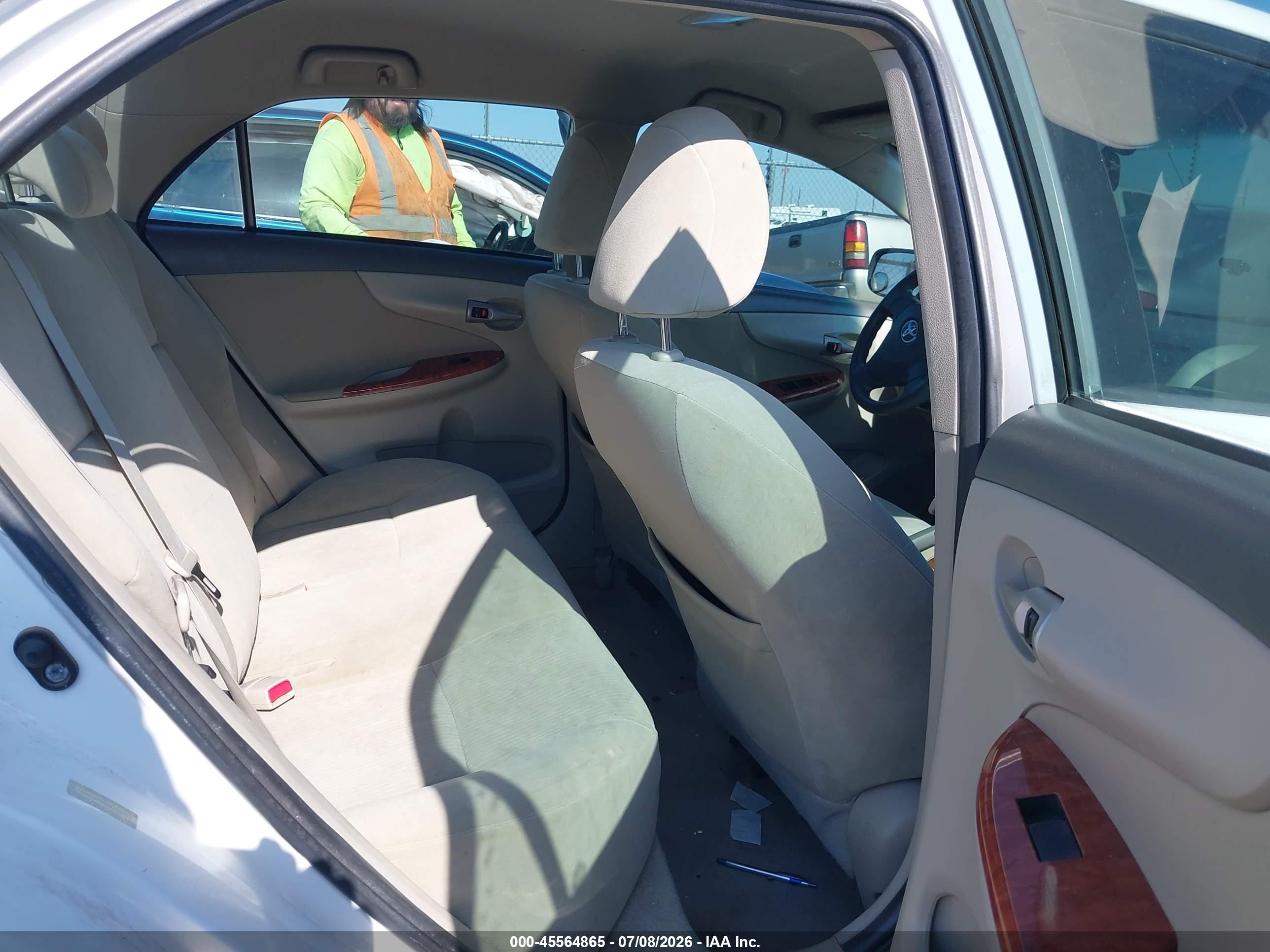 2009 Toyota Corolla Xle White vin: 1NXBU40E69Z109077