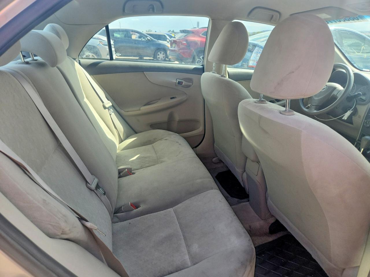 2009 Toyota Corolla Le Gold vin: 1NXBU40E69Z115185