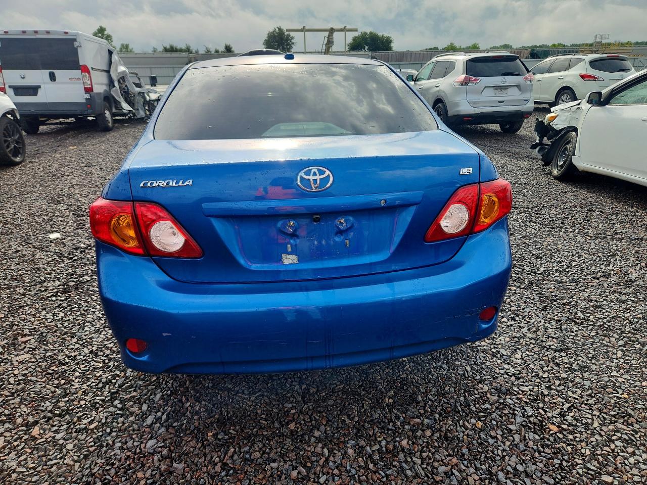 2009 Toyota Corolla Blue vin: 1NXBU40E69Z122802