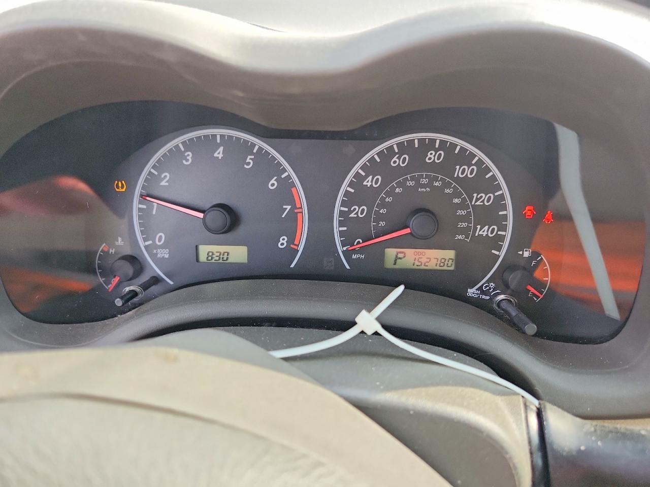 2009 Toyota Corolla Le Red vin: 1NXBU40E69Z151796