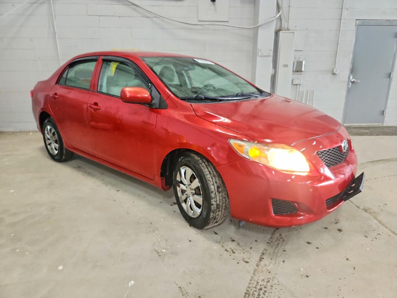2009 Toyota Corolla Le Red vin: 1NXBU40E69Z151796