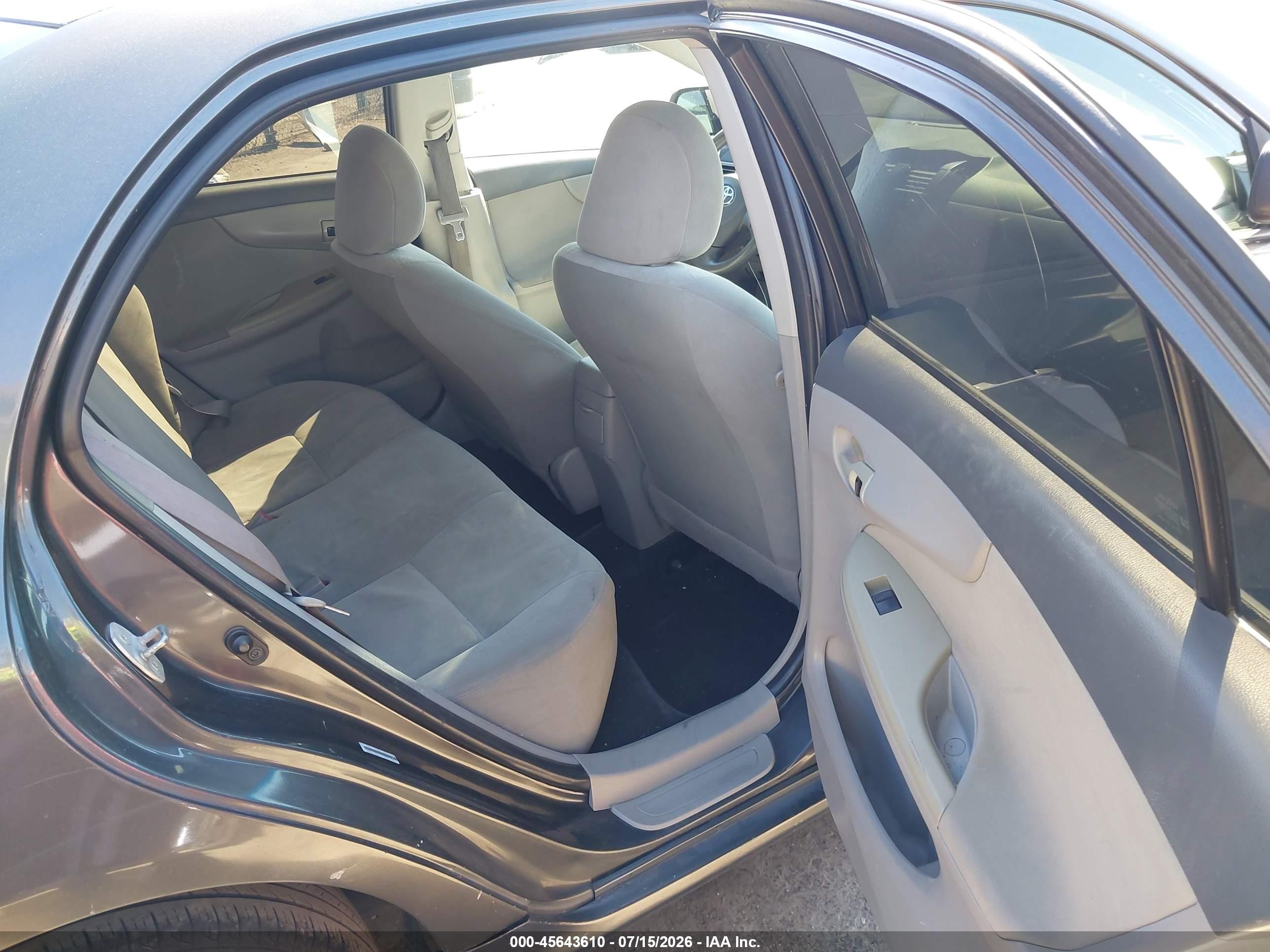 2009 Toyota Corolla Le Gray vin: 1NXBU40E79Z012115