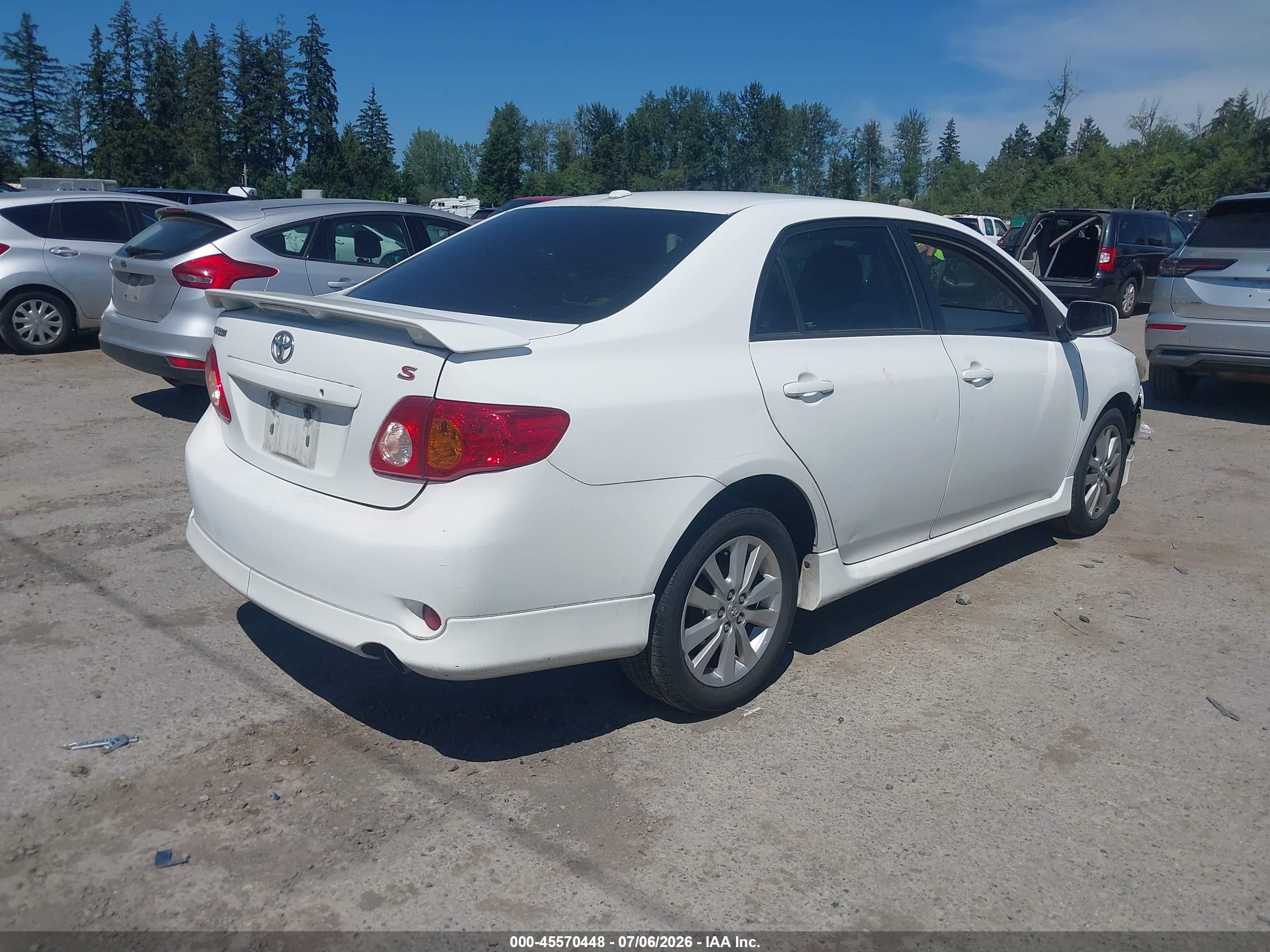2009 Toyota Corolla S White vin: 1NXBU40E79Z014074