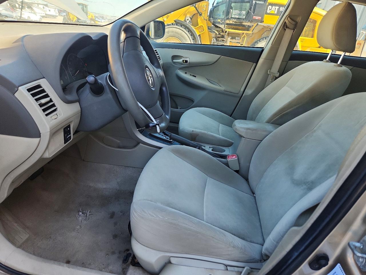 2009 Toyota Corolla Le Silver vin: 1NXBU40E79Z052825