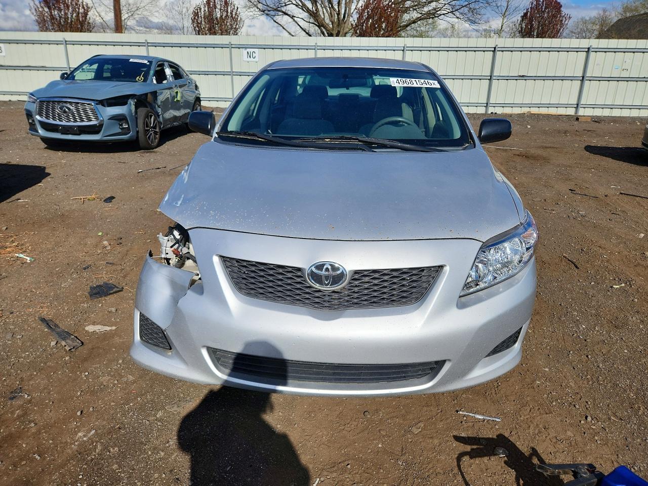 2009 Toyota Corolla Base Silver vin: 1NXBU40E79Z062268