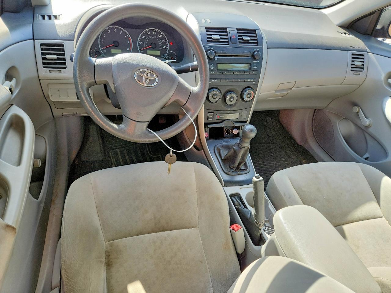 2009 Toyota Corolla Base Silver vin: 1NXBU40E79Z062268