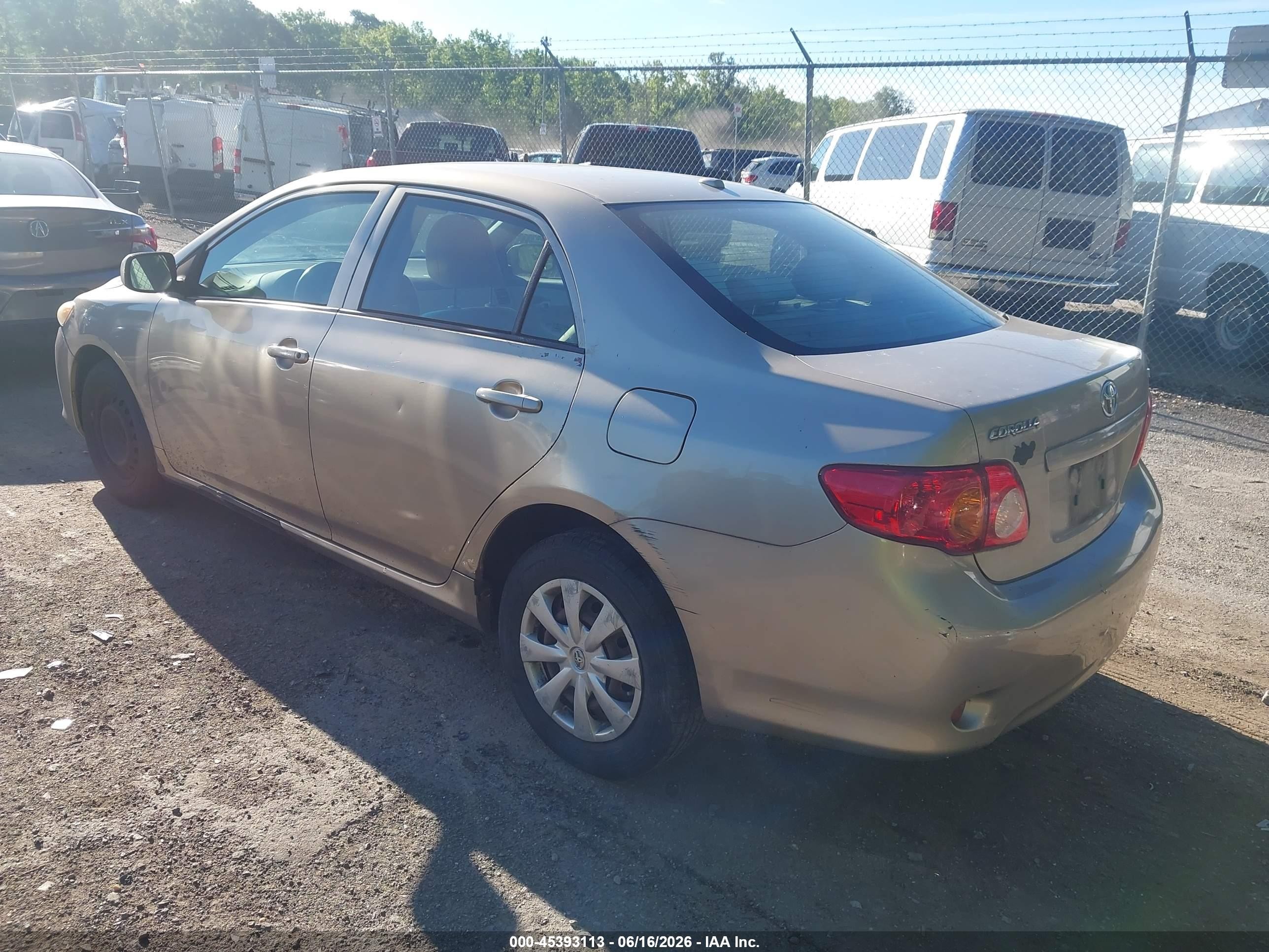 2009 Toyota Corolla Le Gold vin: 1NXBU40E79Z062772