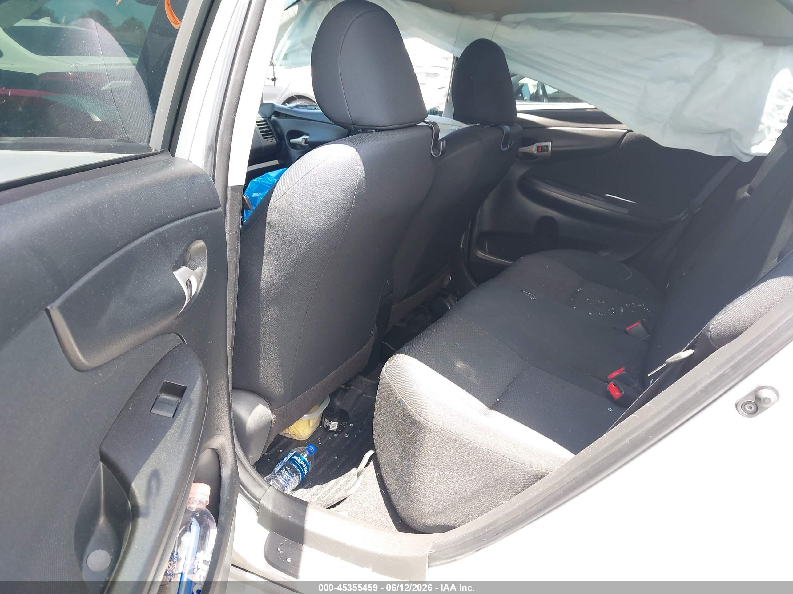 2009 Toyota Corolla S Silver vin: 1NXBU40E79Z092905