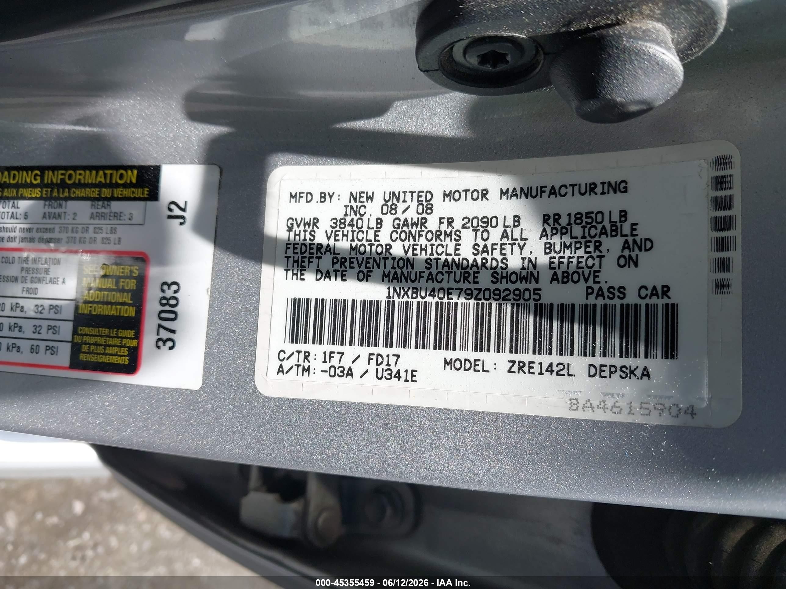 2009 Toyota Corolla S Silver vin: 1NXBU40E79Z092905