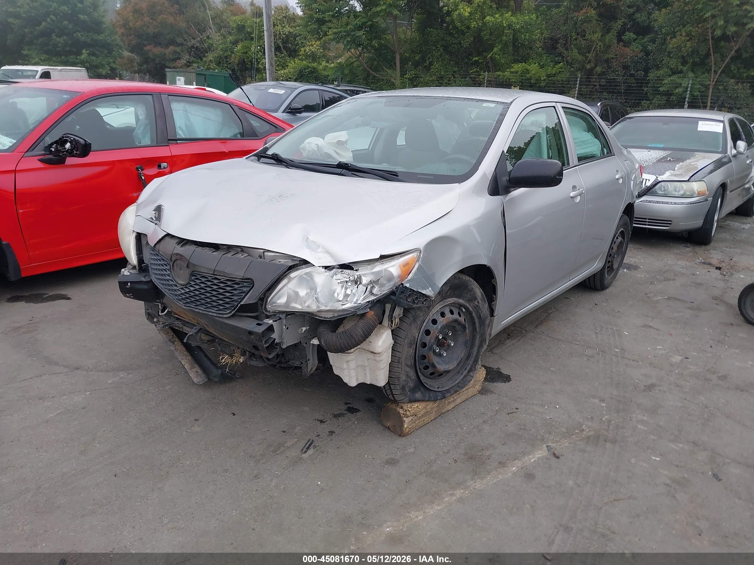 2009 Toyota Corolla   Серебряный vin: 1NXBU40E79Z096050