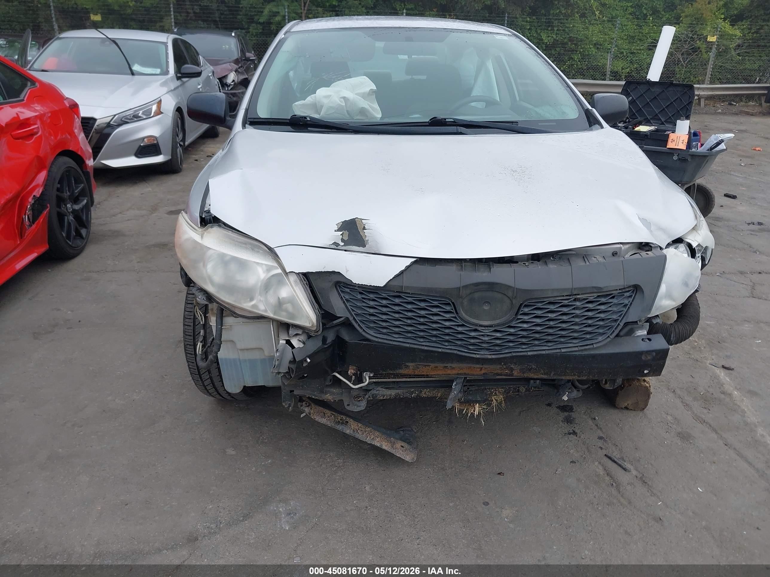2009 Toyota Corolla   Серебряный vin: 1NXBU40E79Z096050