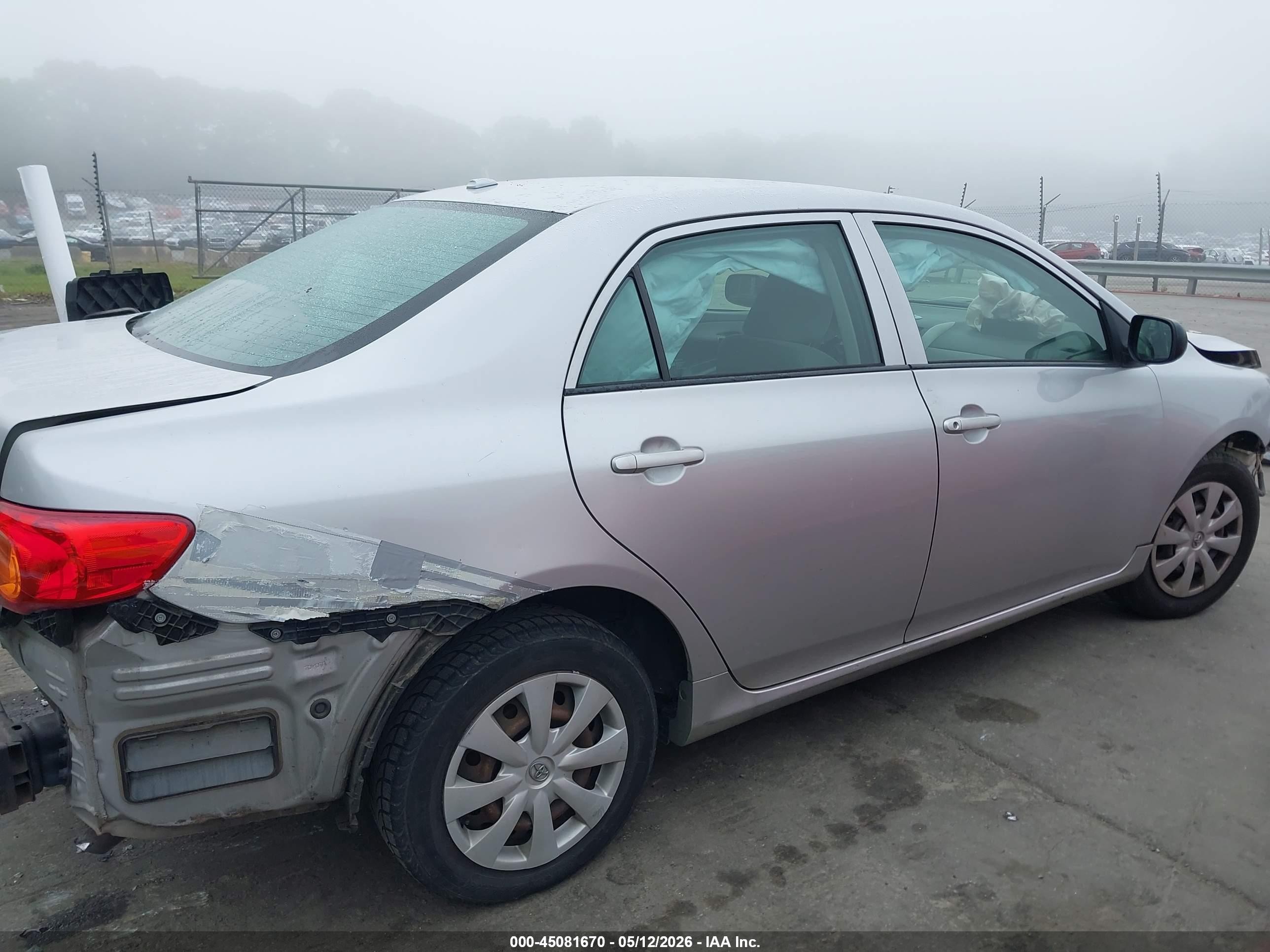 2009 Toyota Corolla   Серебряный vin: 1NXBU40E79Z096050