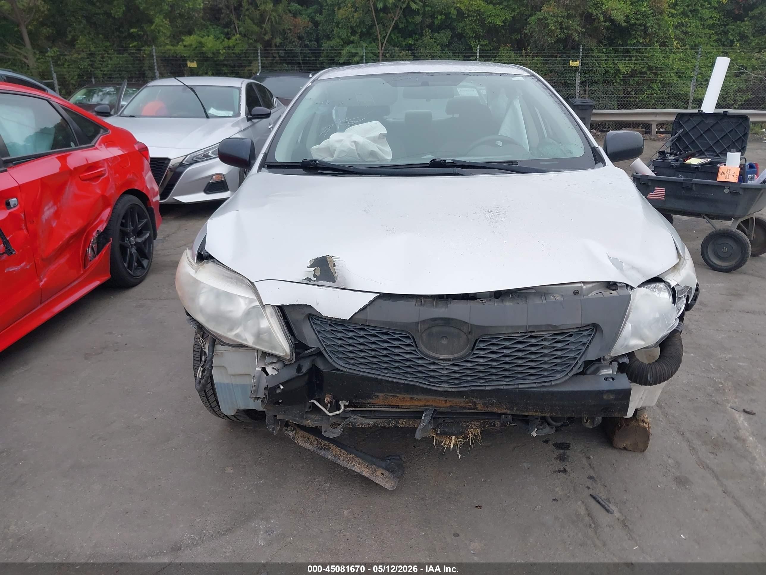 2009 Toyota Corolla   Серебряный vin: 1NXBU40E79Z096050