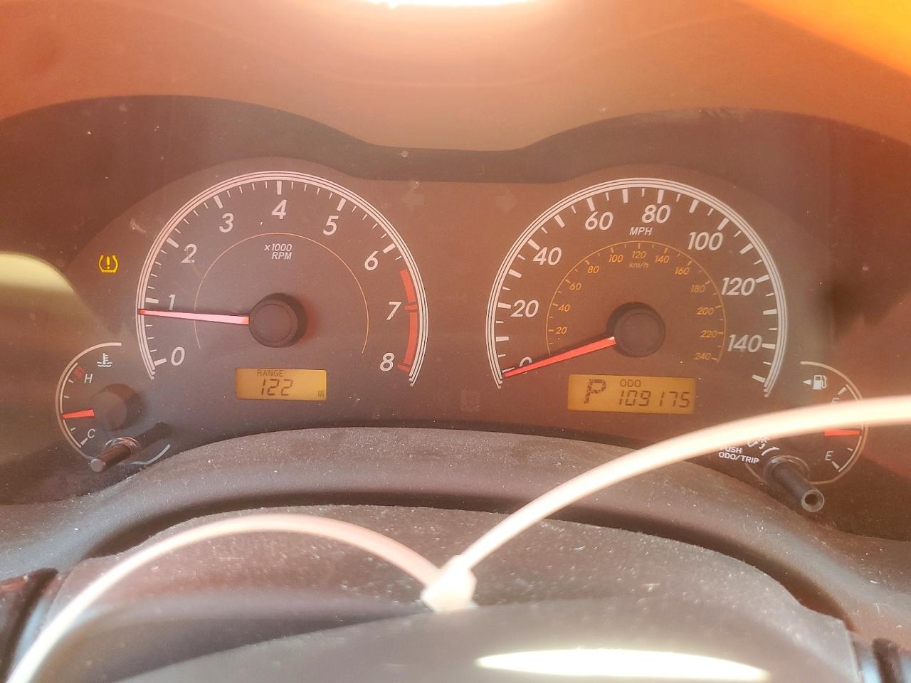 2009 Toyota Corolla Xle Silver vin: 1NXBU40E79Z099126