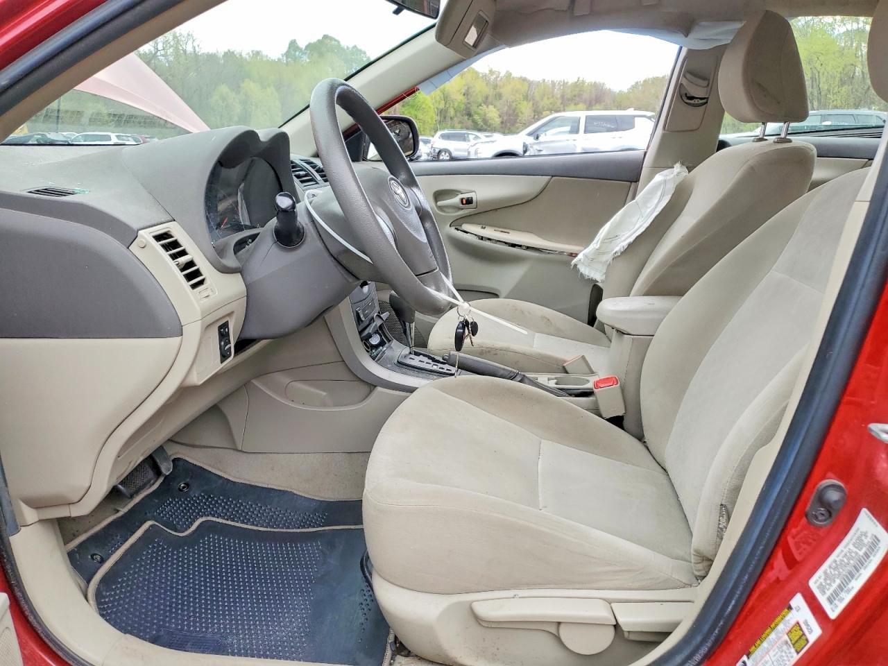 2009 Toyota Corolla Le Red vin: 1NXBU40E79Z103658