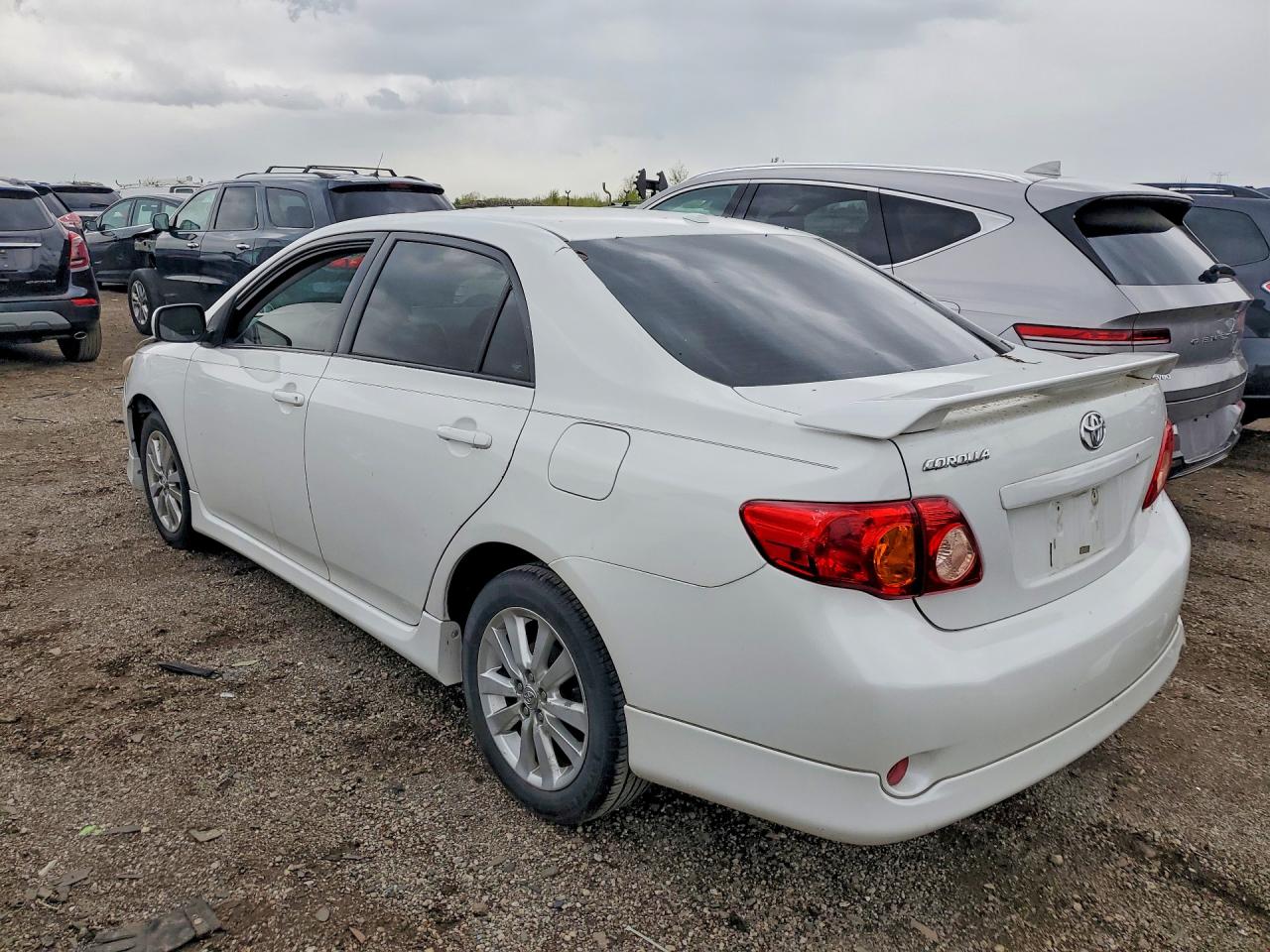 2009 Toyota Corolla White vin: 1NXBU40E79Z110612