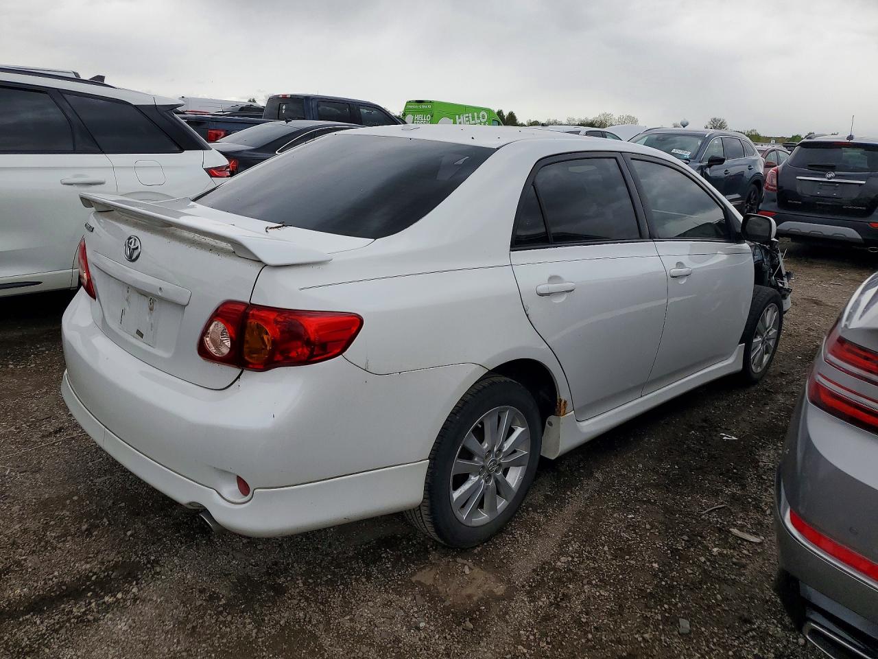 2009 Toyota Corolla White vin: 1NXBU40E79Z110612