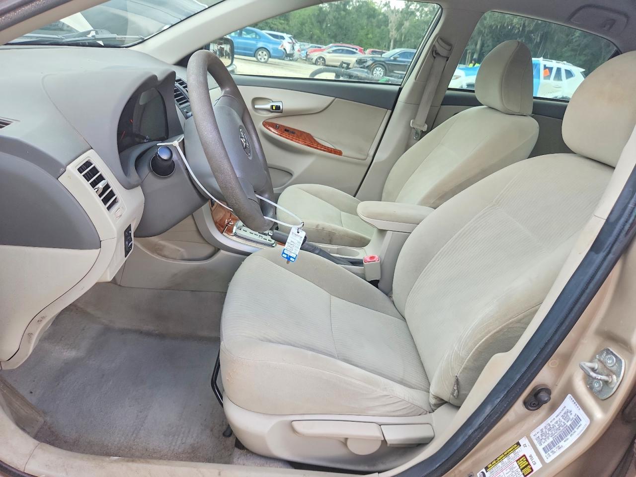 2009 Toyota Corolla Xle Бежевый vin: 1NXBU40E89Z005688