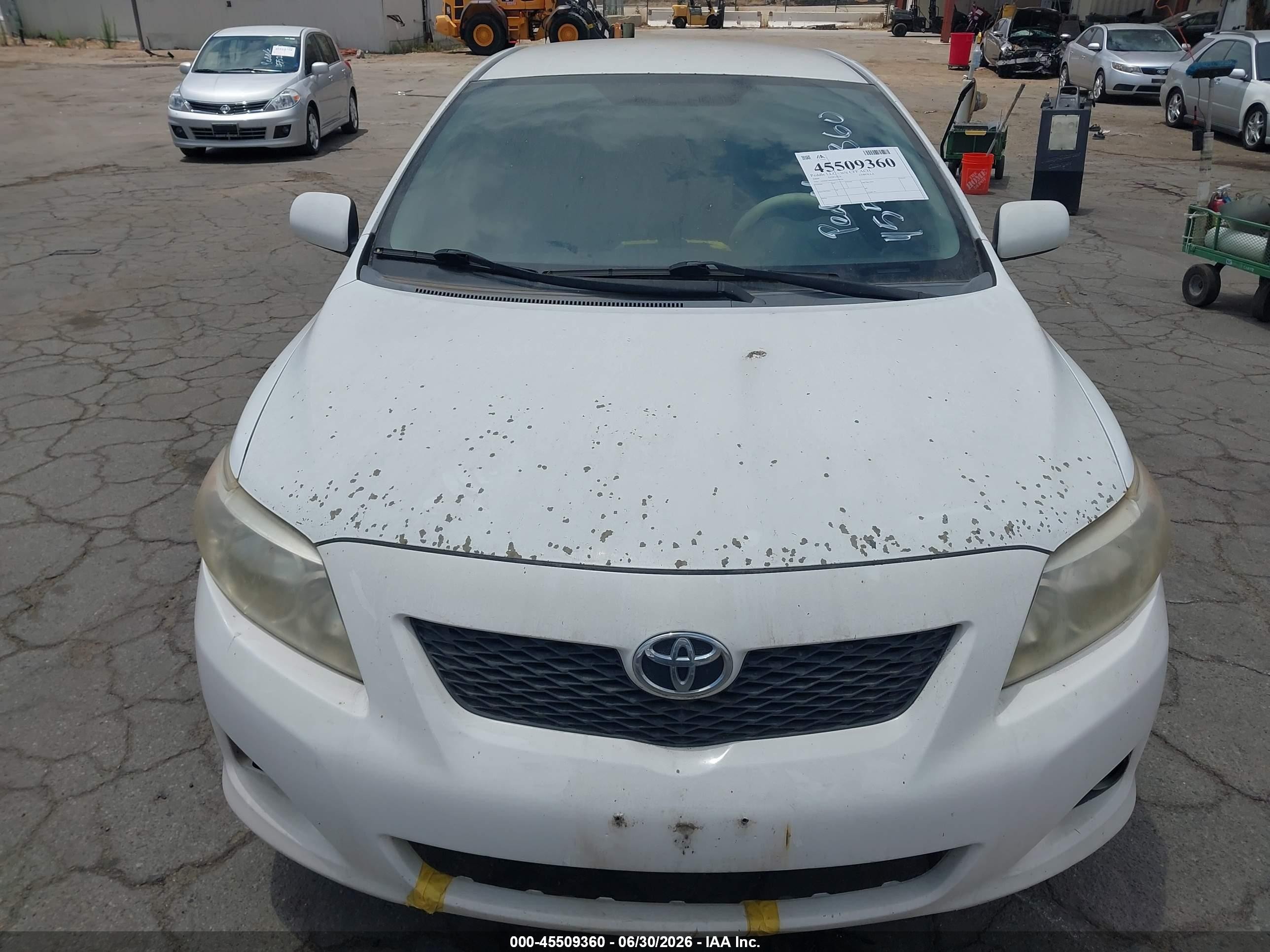 2009 Toyota Corolla Le White vin: 1NXBU40E89Z039629