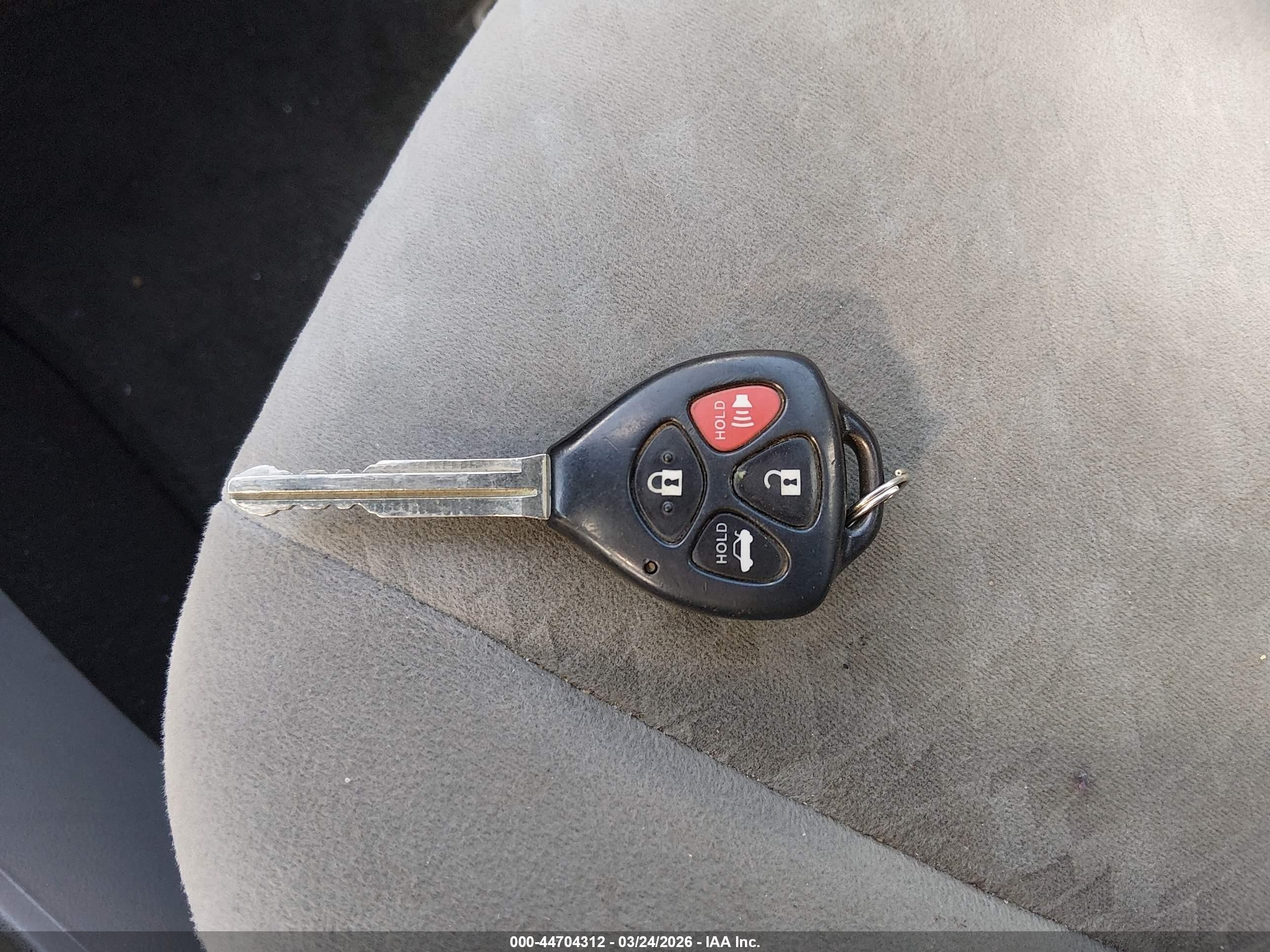 2009 Toyota Corolla Le Silver vin: 1NXBU40E89Z042837
