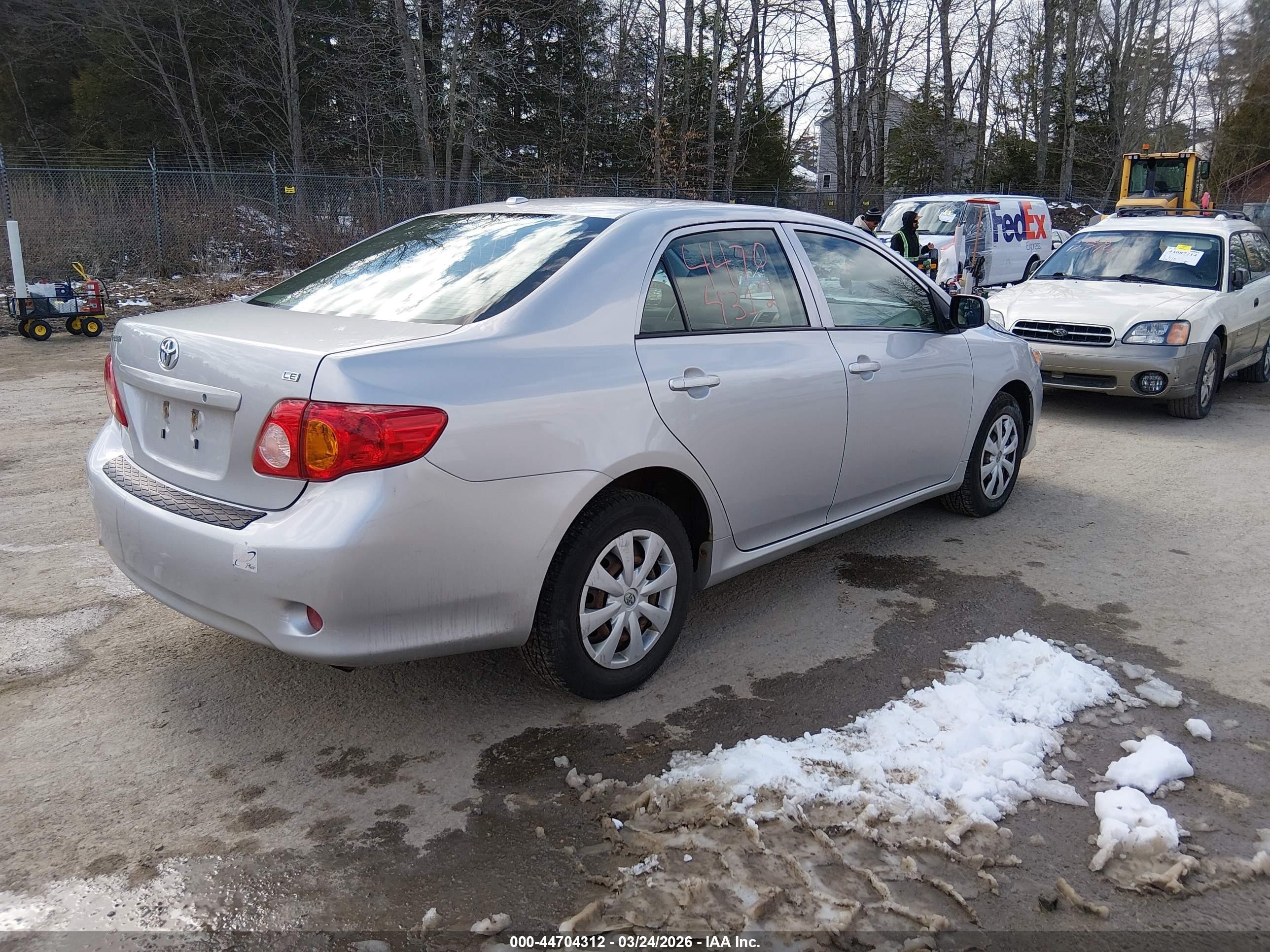 2009 Toyota Corolla Le Silver vin: 1NXBU40E89Z042837