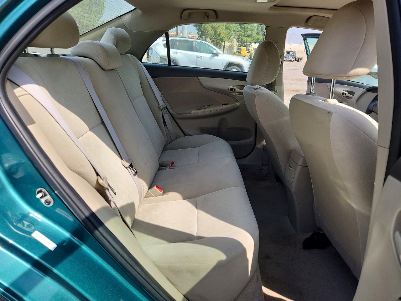 2009 Toyota Corolla Le Green vin: 1NXBU40E89Z050050