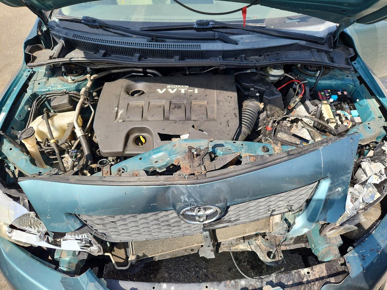 2009 Toyota Corolla Le Green vin: 1NXBU40E89Z050050