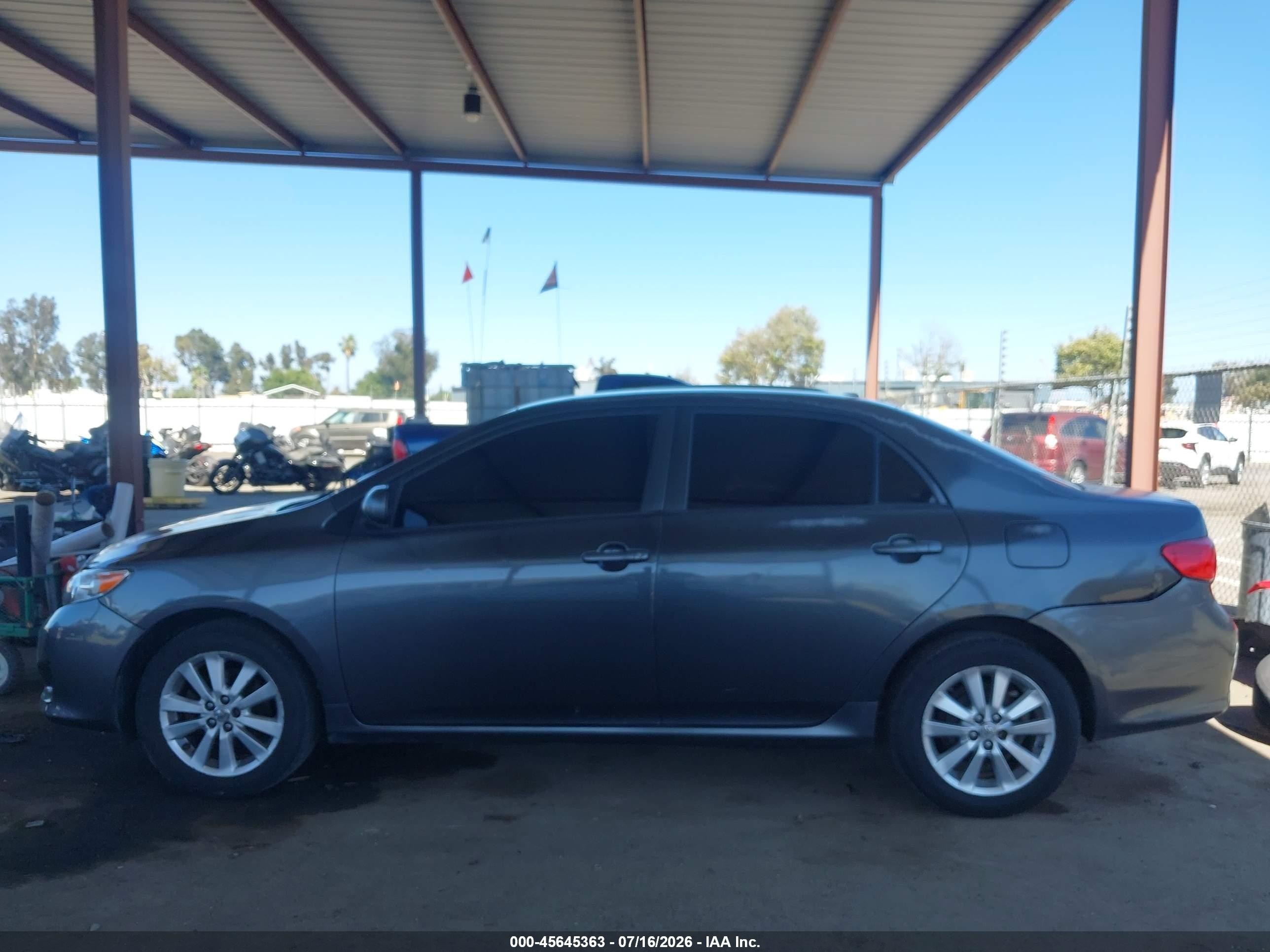 2009 Toyota Corolla Le Gray vin: 1NXBU40E89Z073828