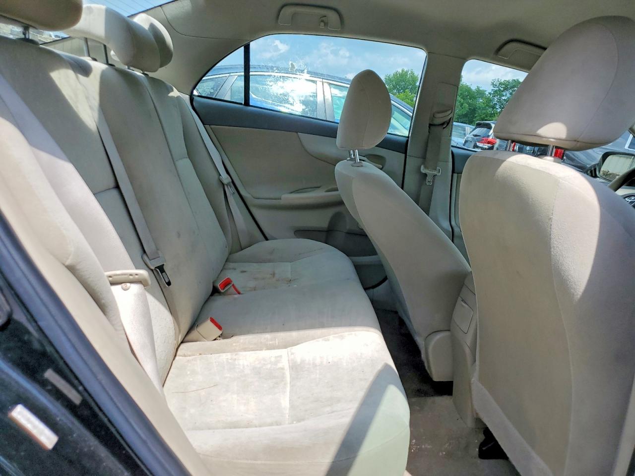 2009 Toyota Corolla Base Black vin: 1NXBU40E89Z075465