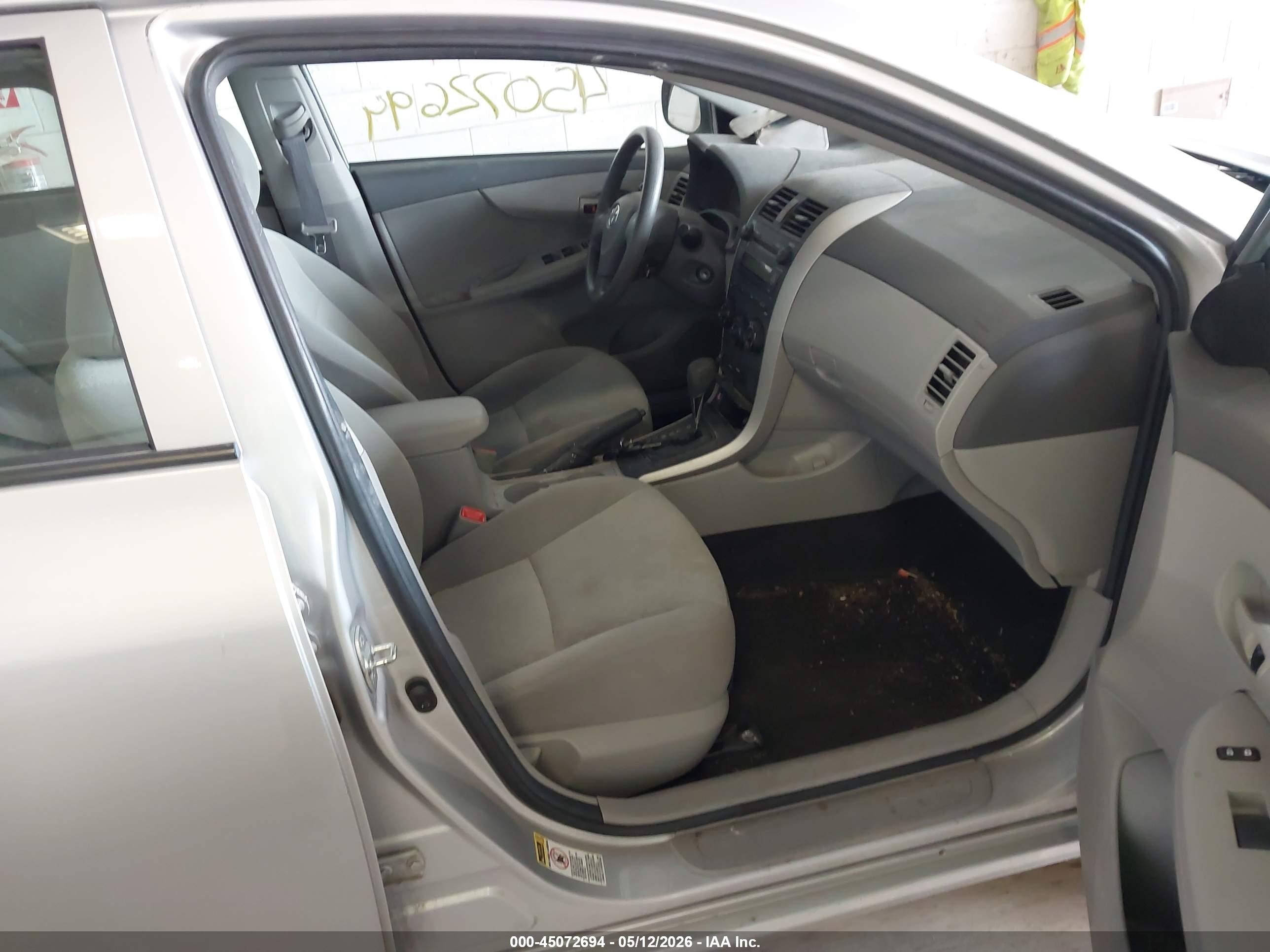 2009 Toyota Corolla Le Silver vin: 1NXBU40E89Z126477