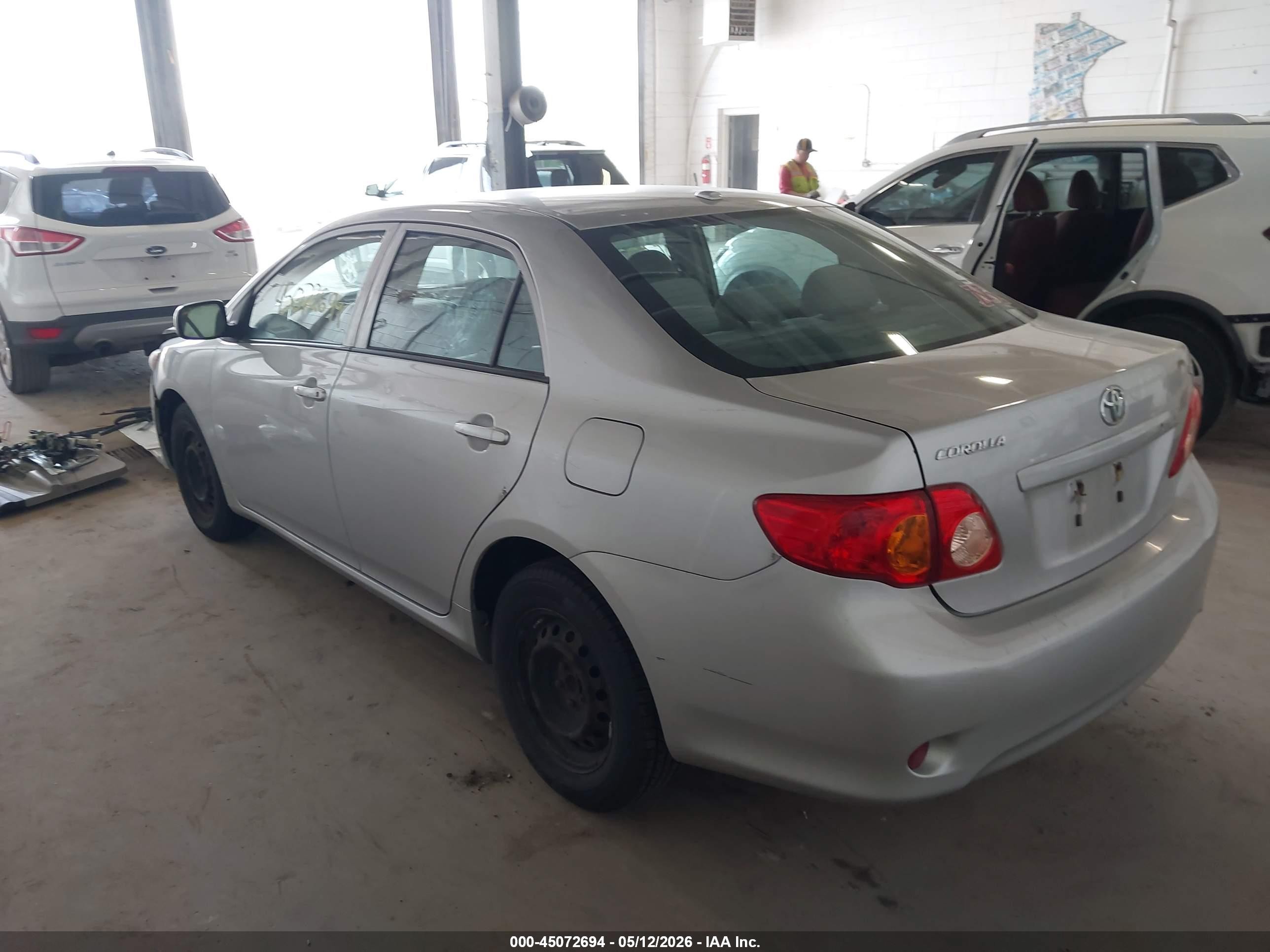 2009 Toyota Corolla Le Silver vin: 1NXBU40E89Z126477