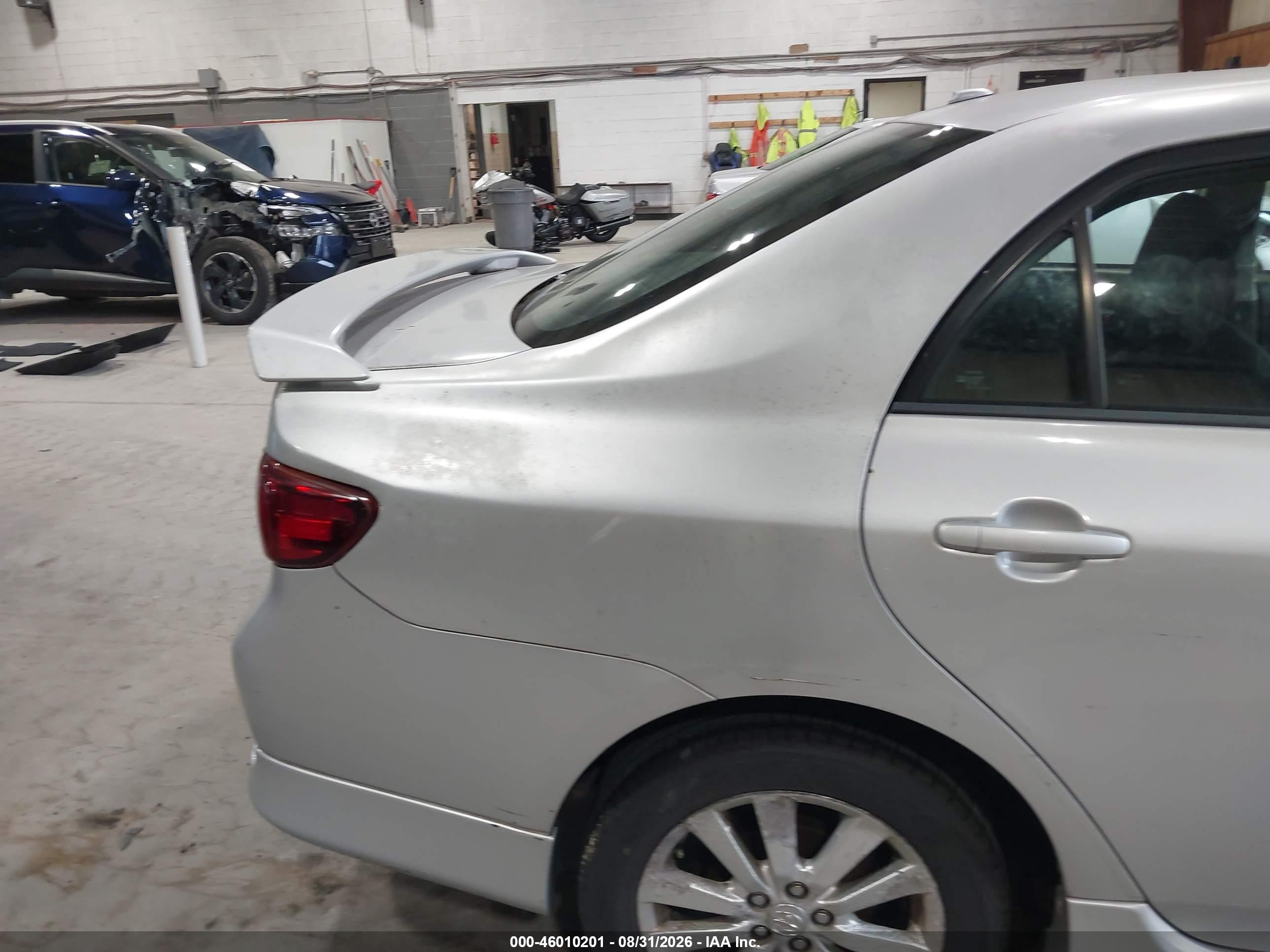 2009 Toyota Corolla S Gray vin: 1NXBU40E89Z162220