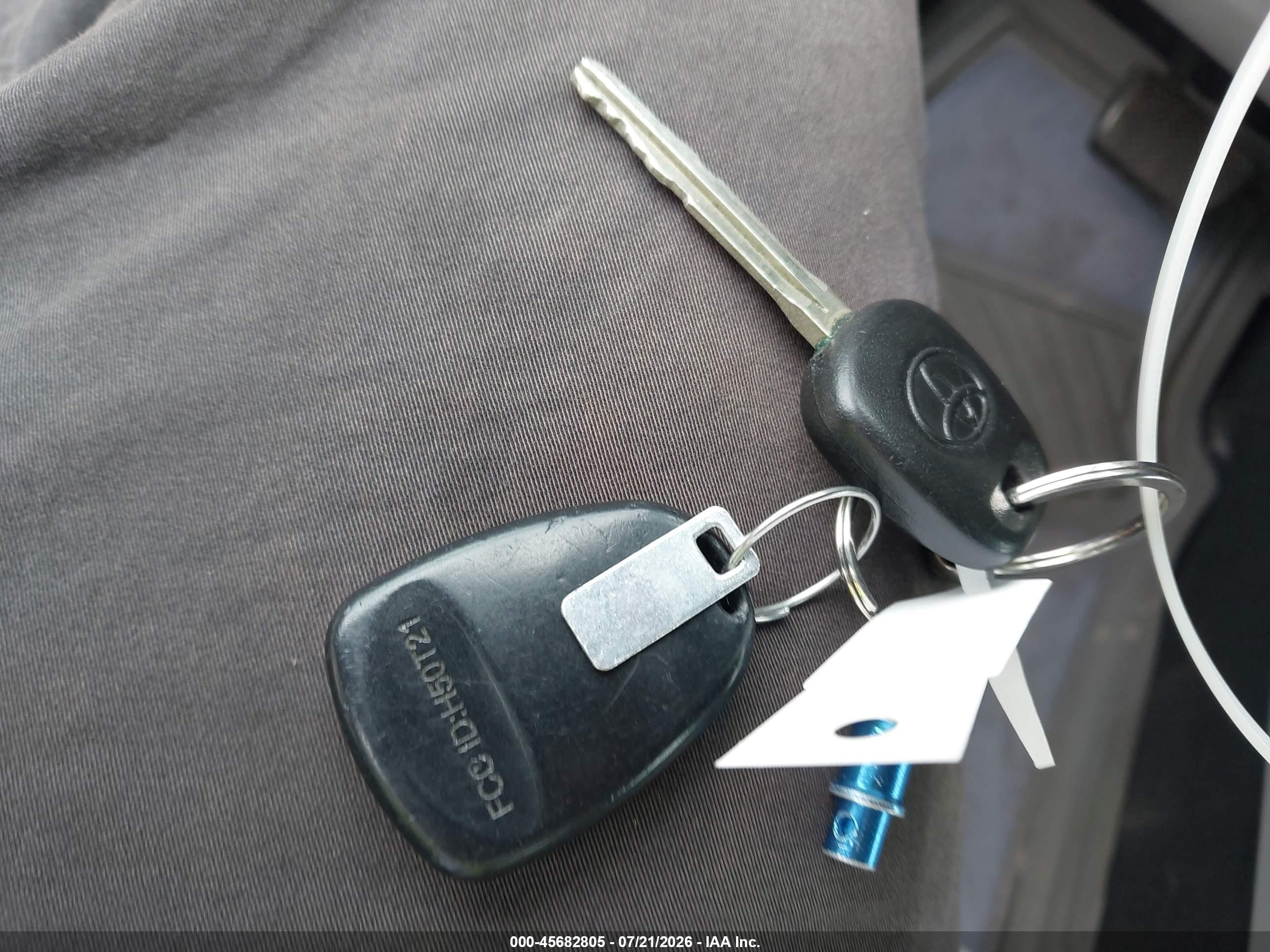 2009 Toyota Corolla S/le/xle Silver vin: 1NXBU40E99Z007207