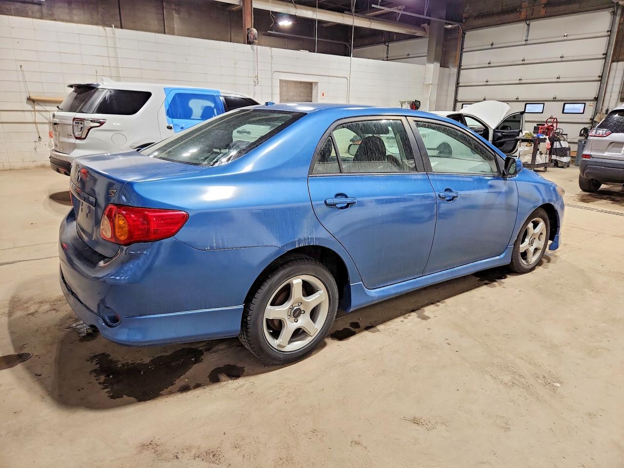 2009 Toyota Corolla S Синий vin: 1NXBU40E99Z042054