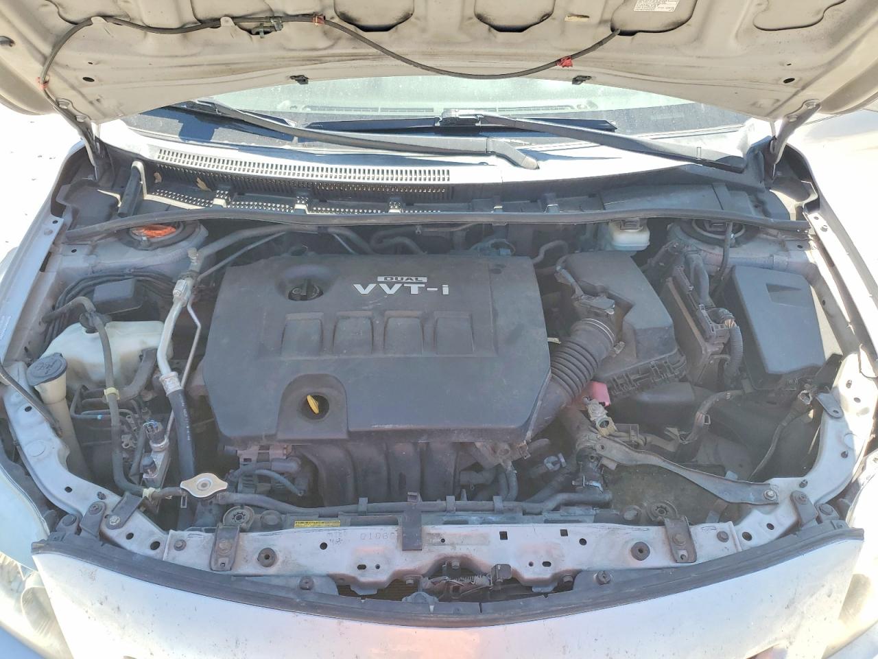 2009 Toyota Corolla Le Silver vin: 1NXBU40E99Z102091