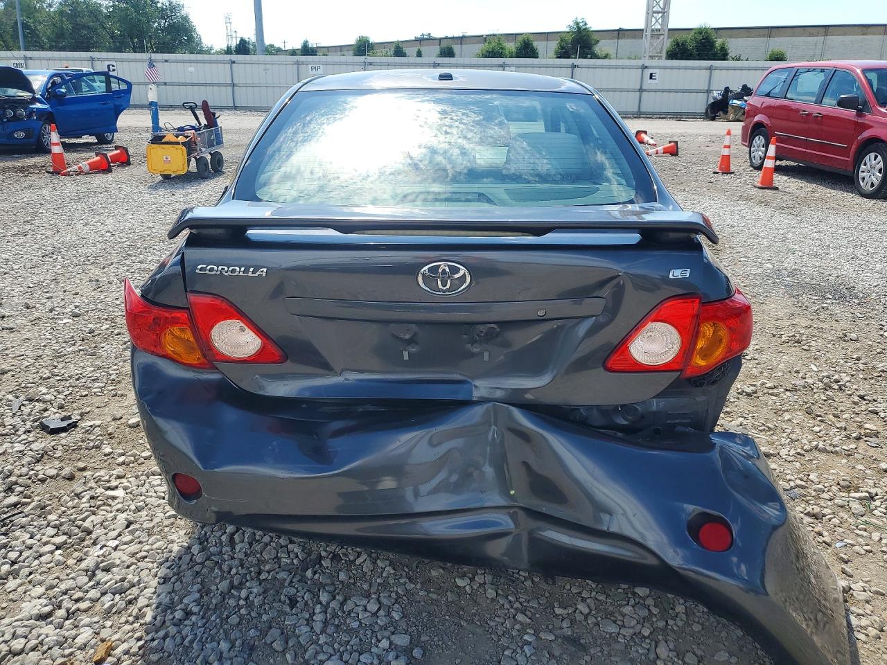 2009 Toyota Corolla Sedan 2wd Gray vin: 1NXBU40E99Z106044