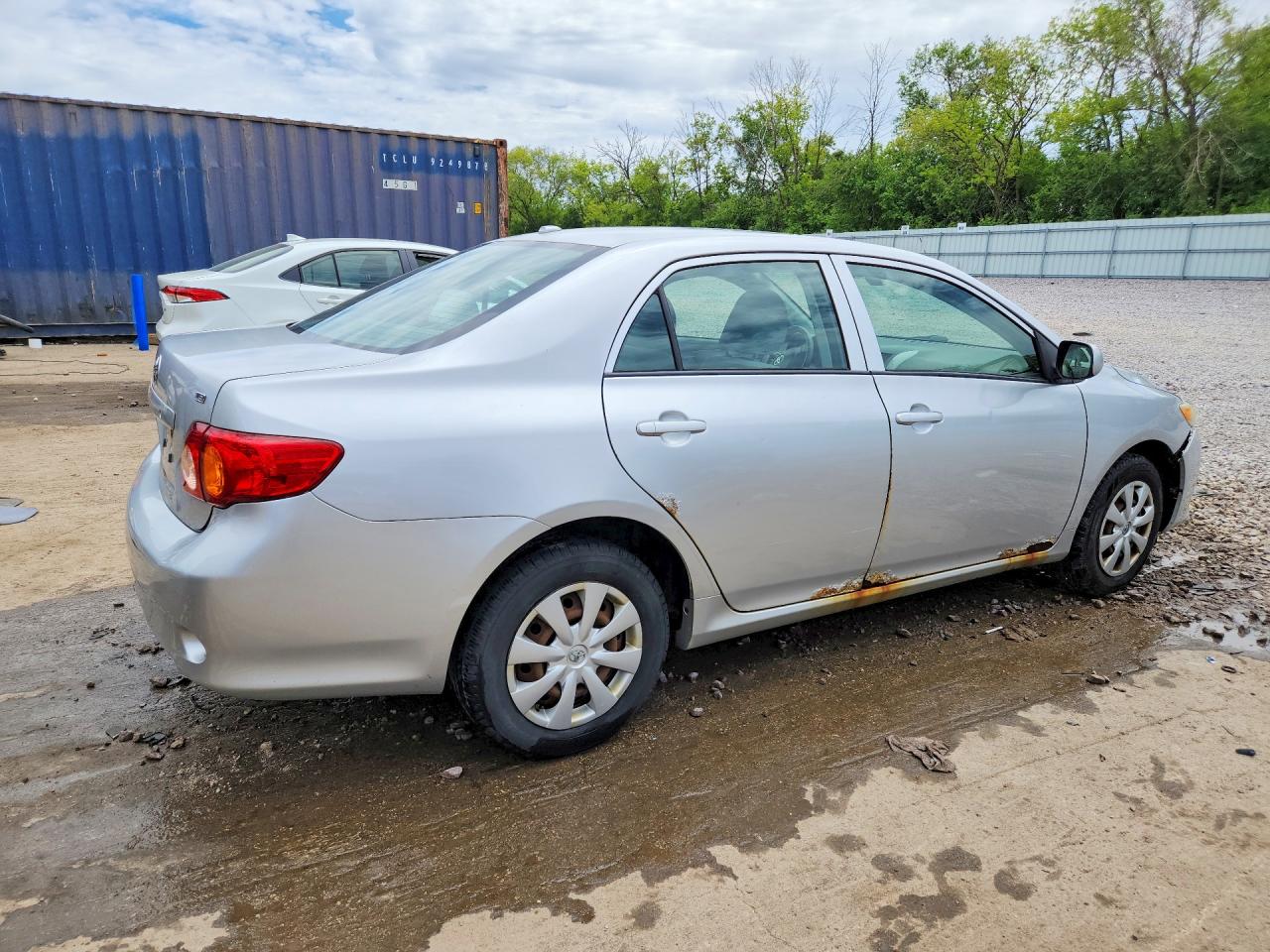 2009 Toyota Corolla Le Silver vin: 1NXBU40E99Z115987