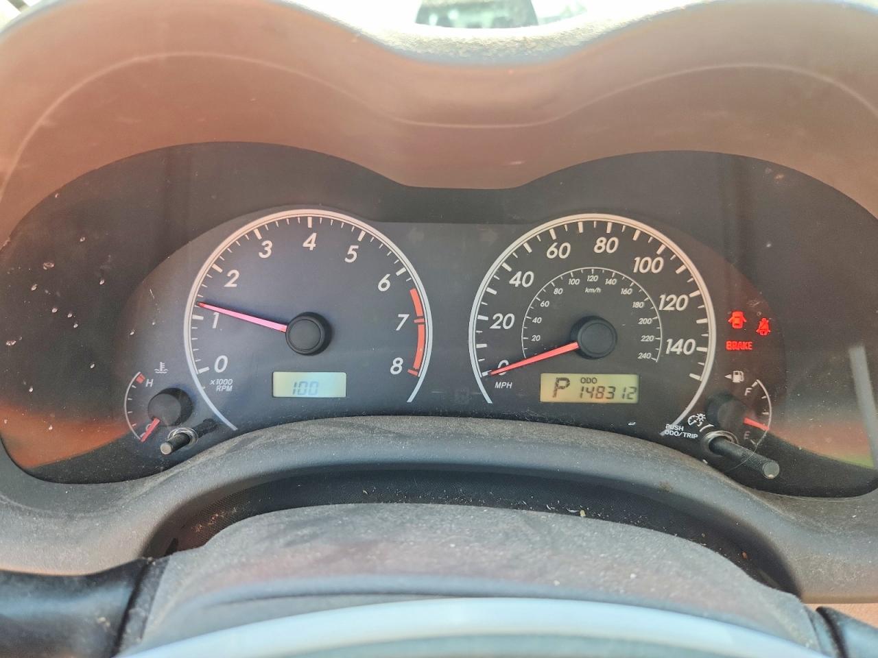 2009 Toyota Corolla Le White vin: 1NXBU40E99Z120140