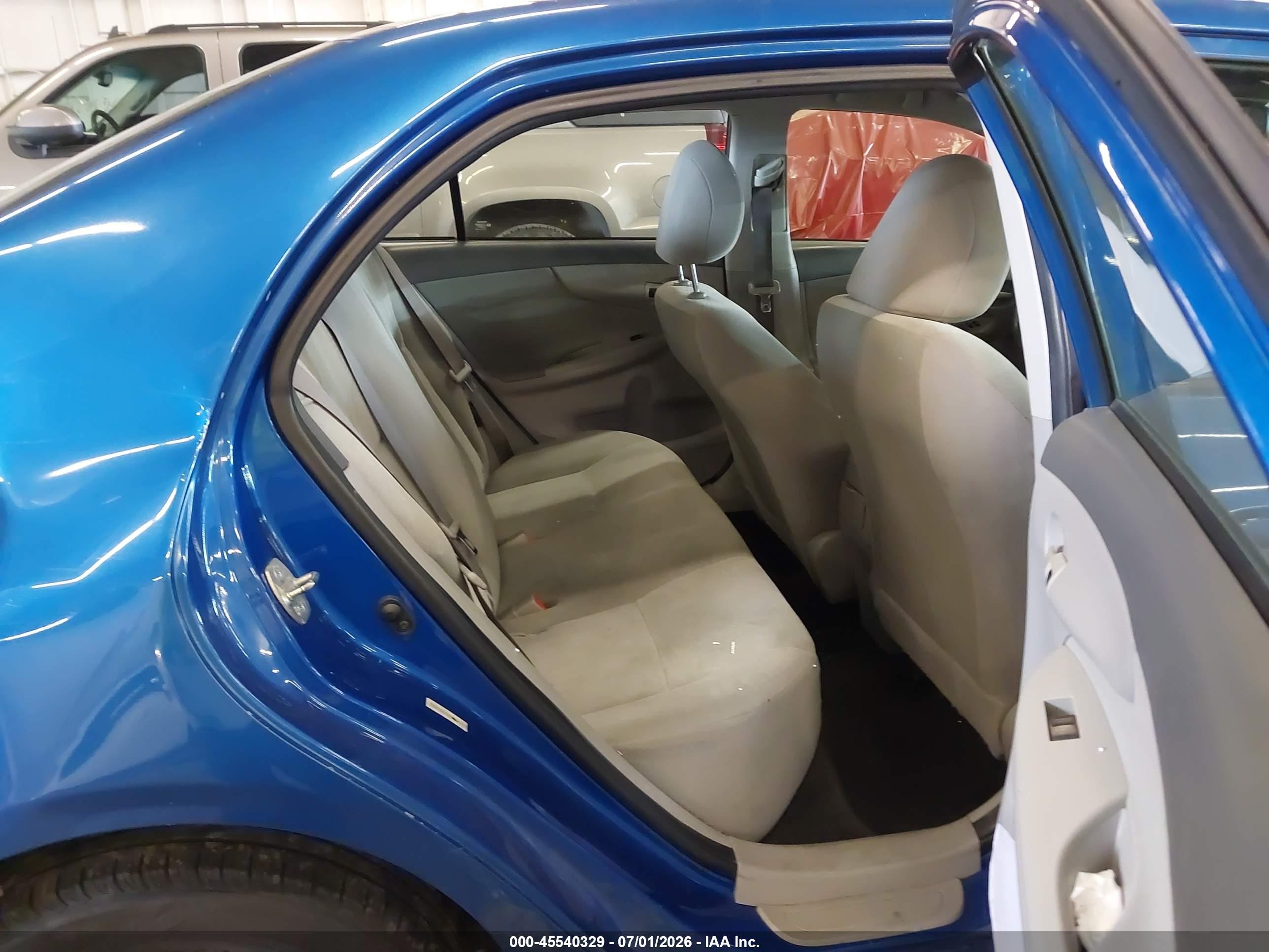 2009 Toyota Corolla Le Blue vin: 1NXBU40E99Z120820
