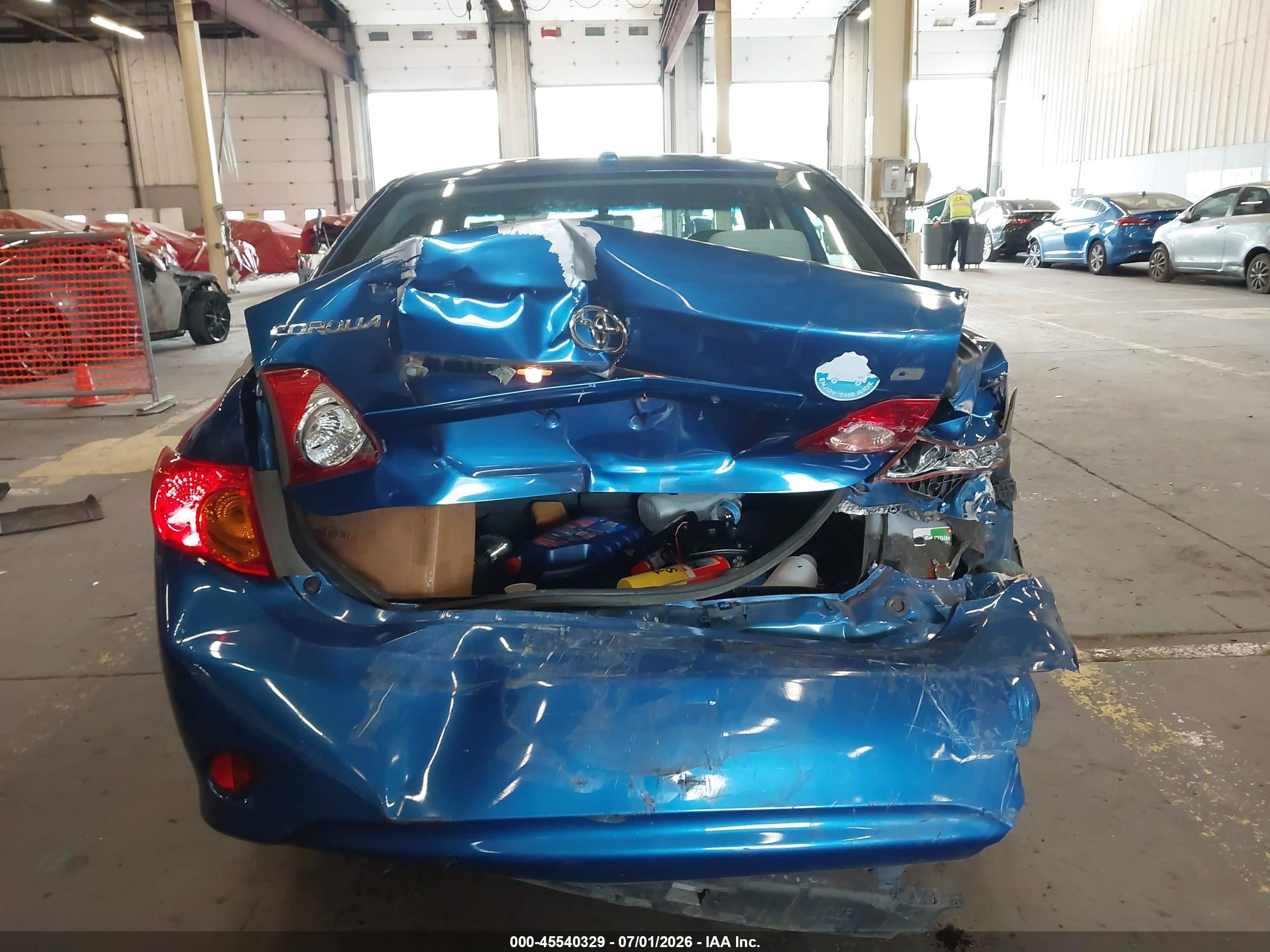2009 Toyota Corolla Le Blue vin: 1NXBU40E99Z120820