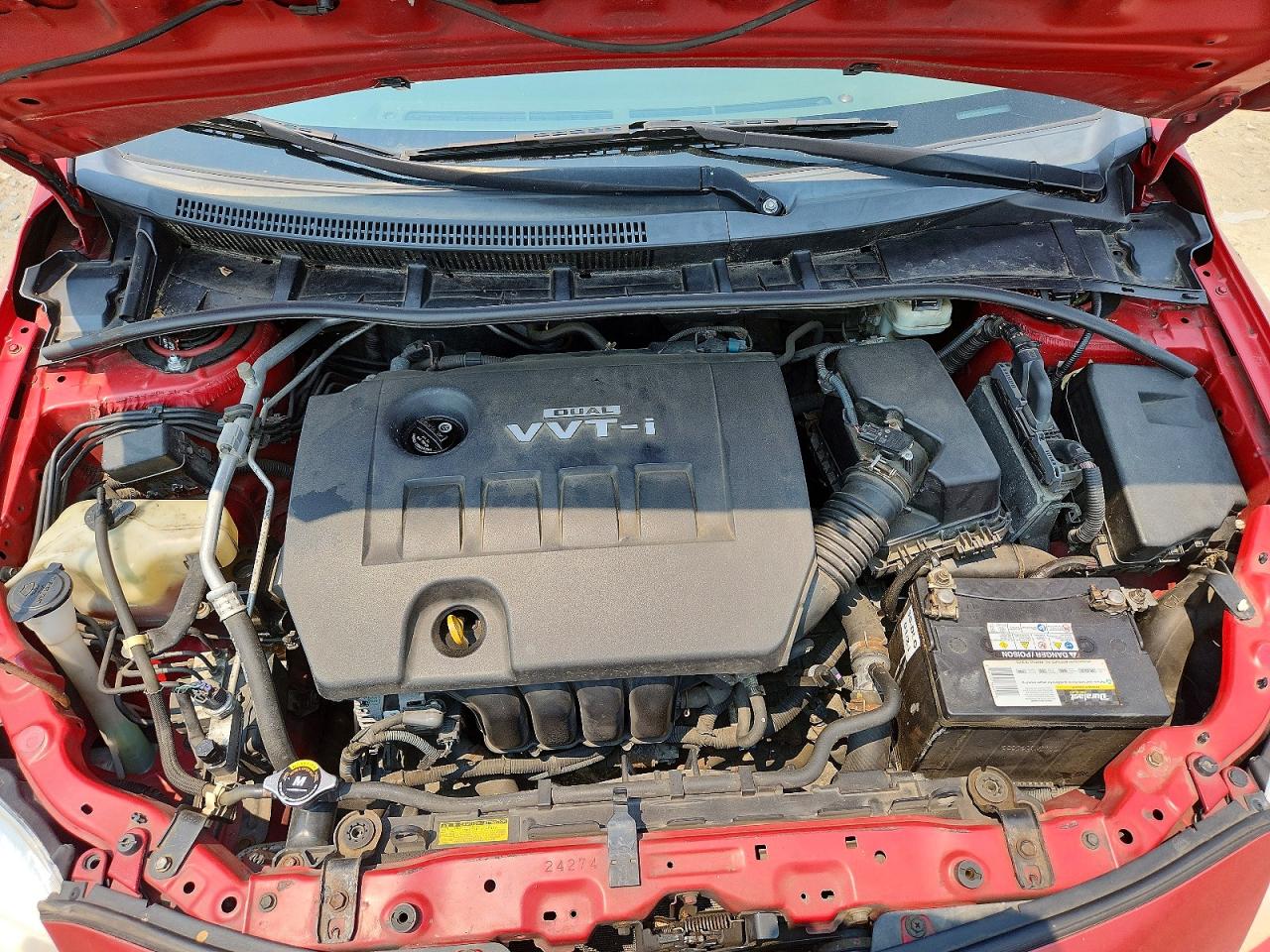 2009 Toyota Corolla Le Red vin: 1NXBU40E99Z153073