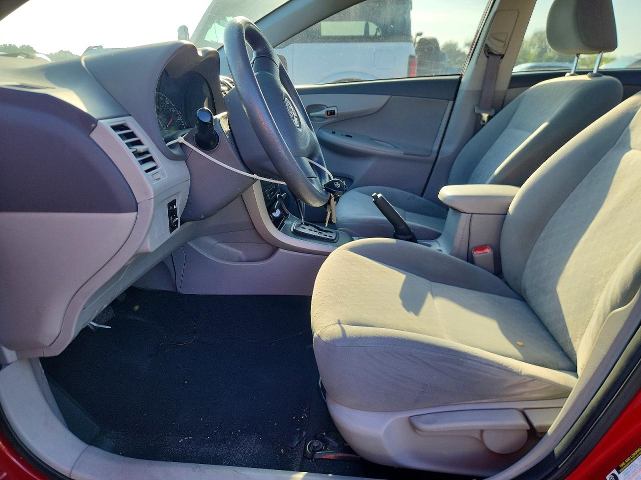 2009 Toyota Corolla Burgundy vin: 1NXBU40E99Z162906